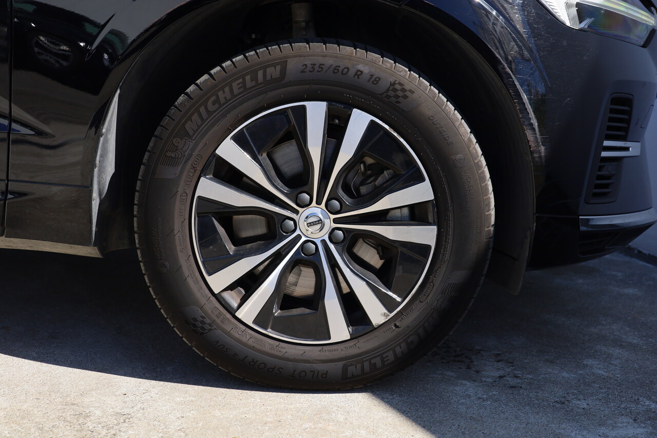 XC60 T6 Hibrido Plug-in Essential Bright