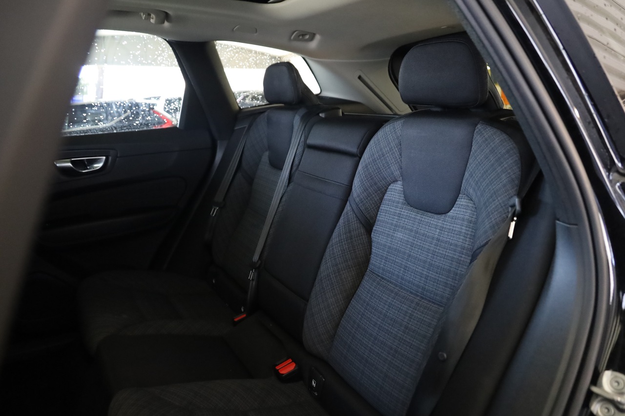 XC60 T6 Hibrido Plug-in Essential Bright