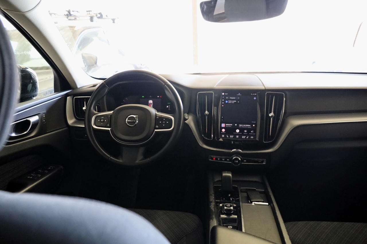 XC60 T6 Hibrido Plug-in Essential Bright