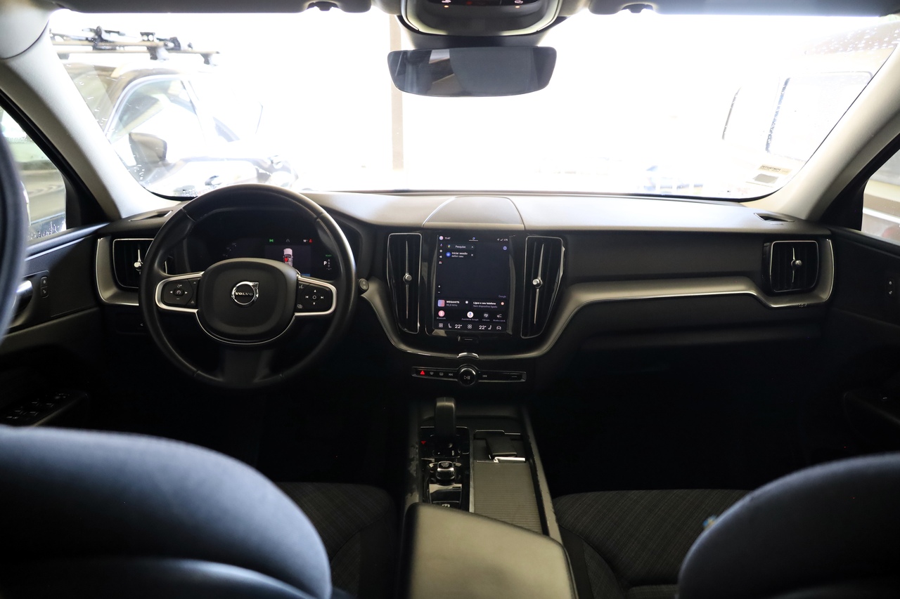 XC60 T6 Hibrido Plug-in Essential Bright