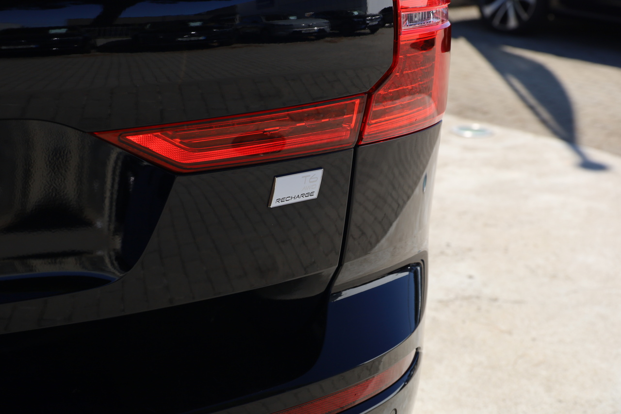 XC60 T6 Hibrido Plug-in Essential Bright