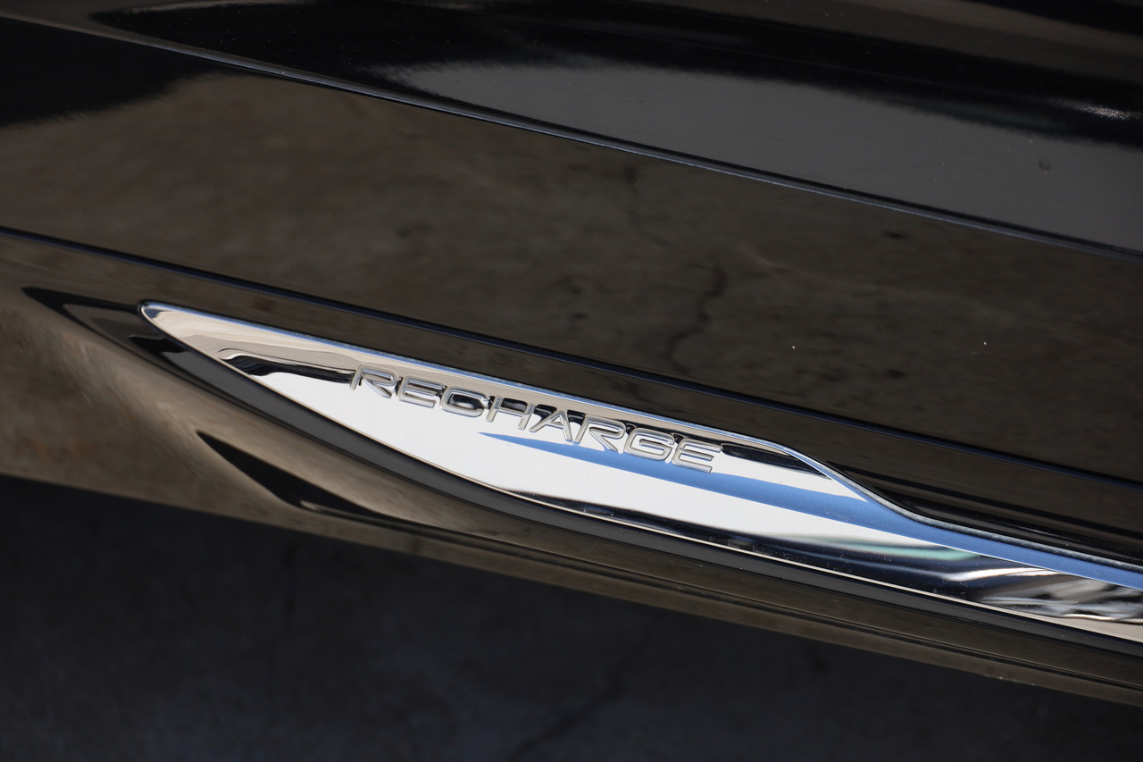 XC60 T6 Hibrido Plug-in Essential Bright
