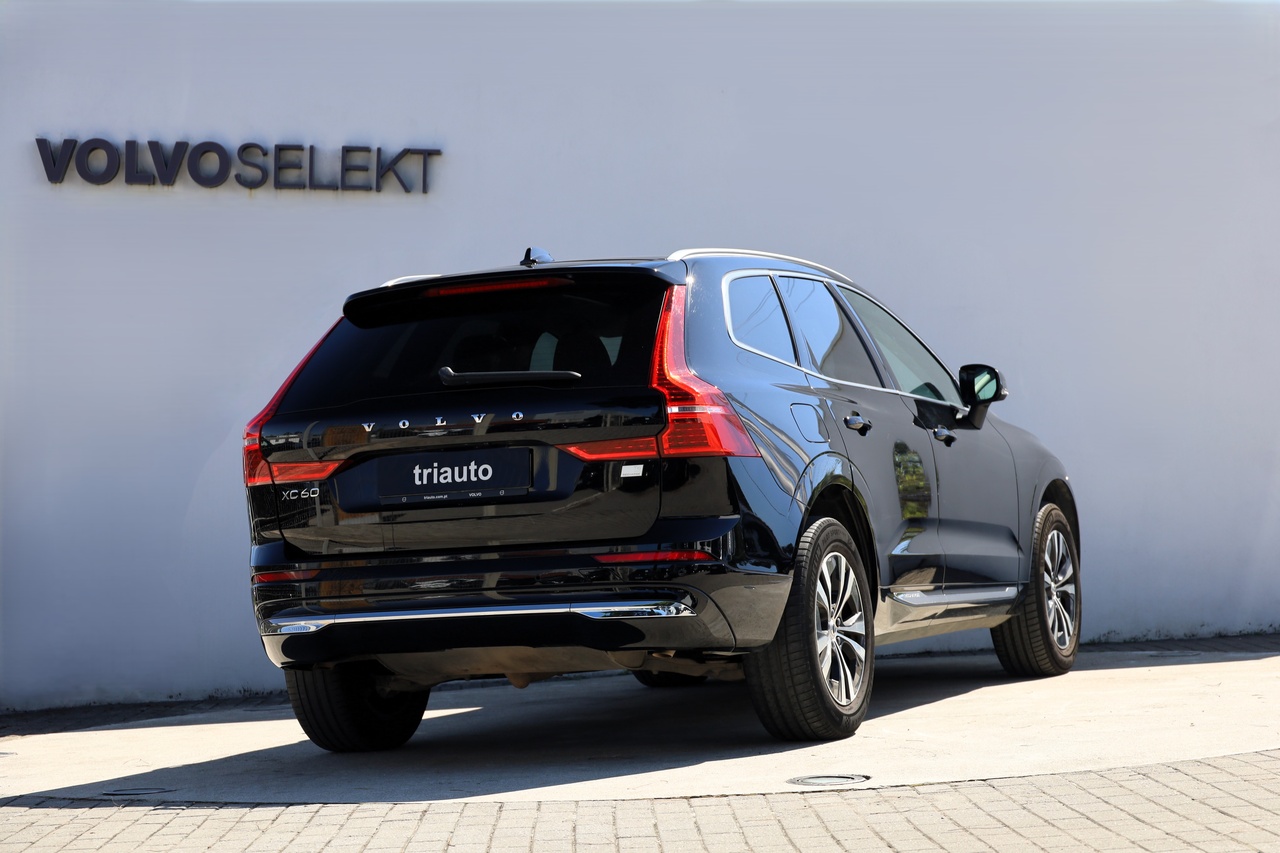 XC60 T6 Hibrido Plug-in Essential Bright
