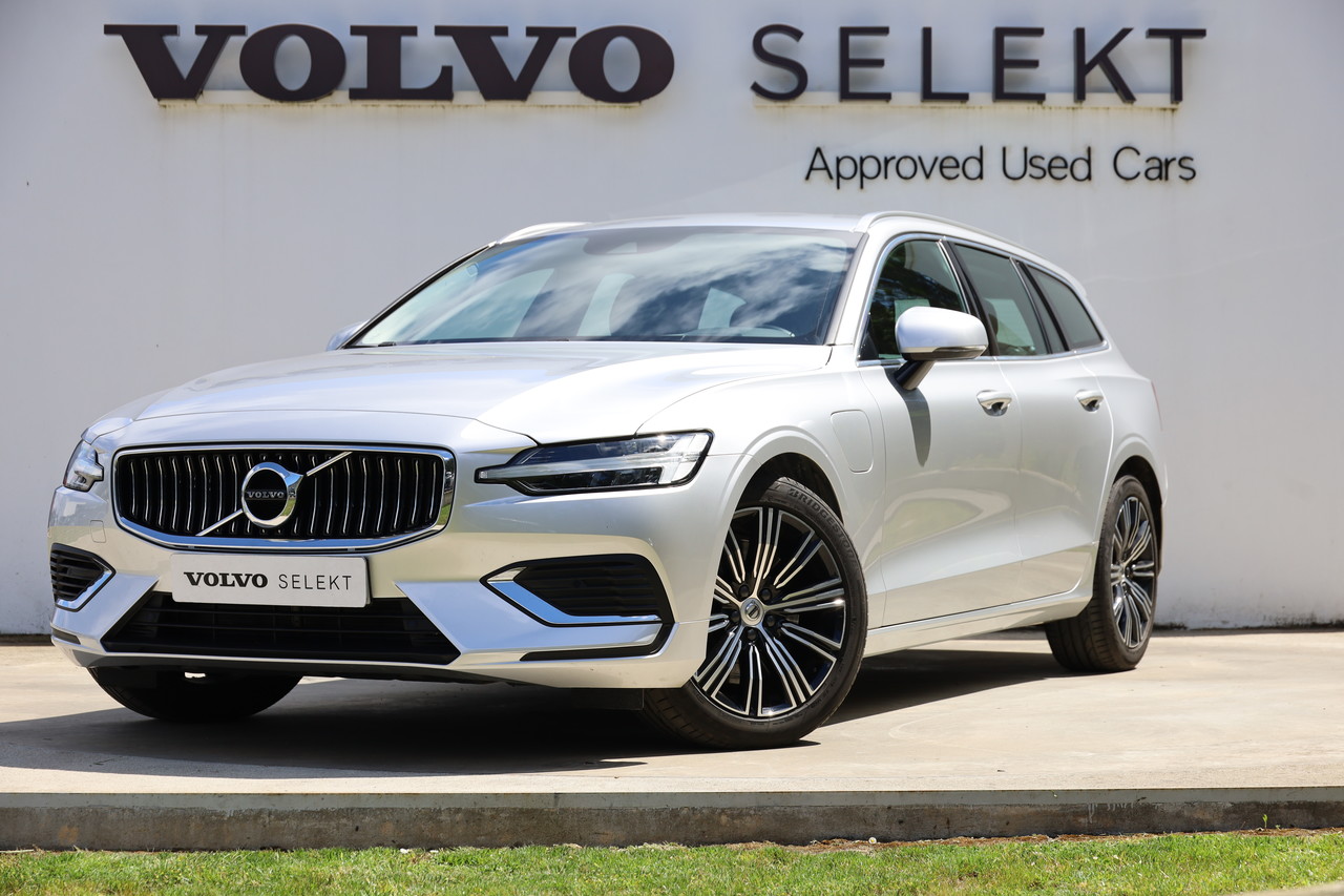 V60 T6 Hibrido Plug-in Inscription Expression