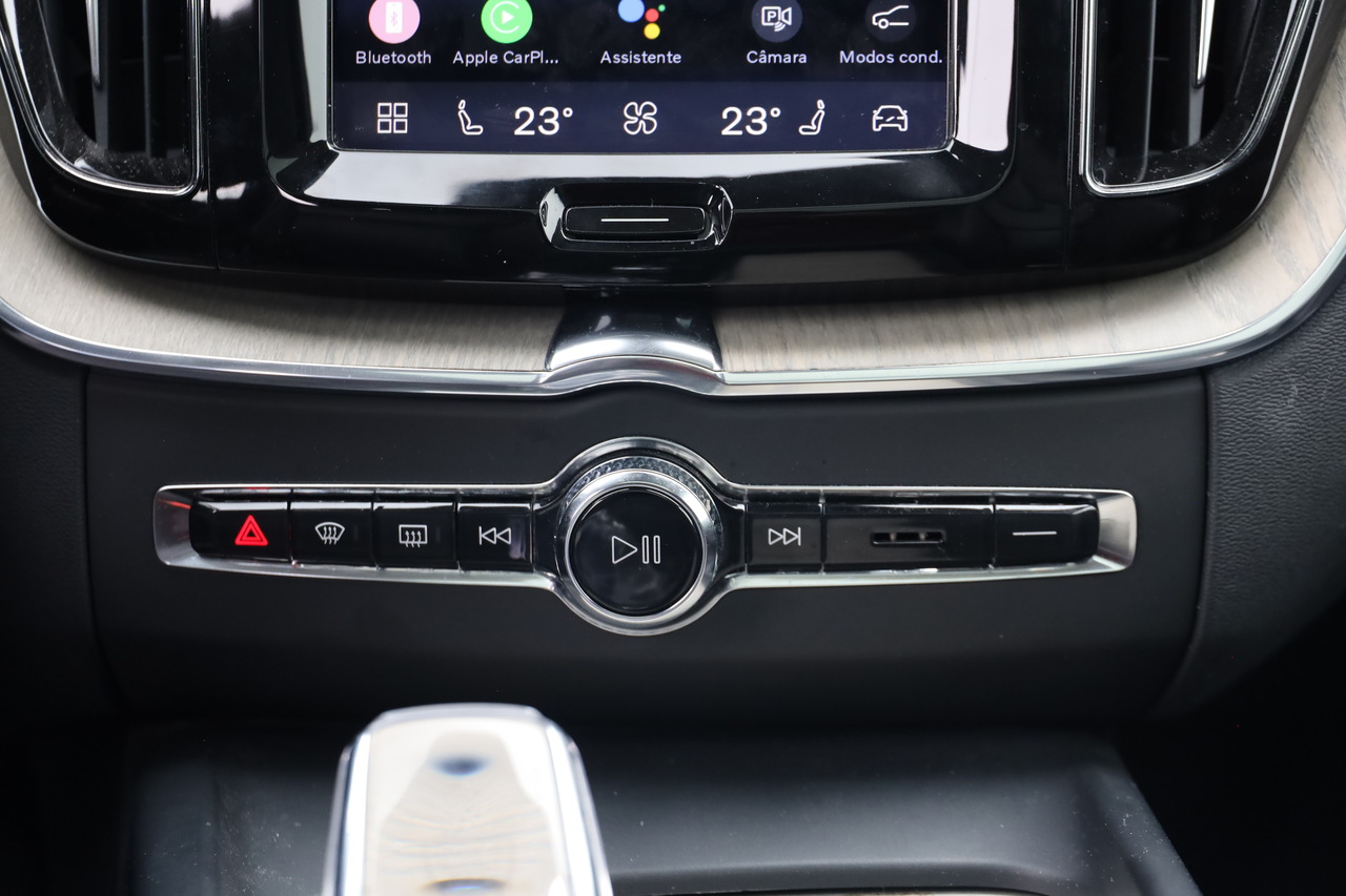 XC60 T6 Hibrido Plug-in Inscription