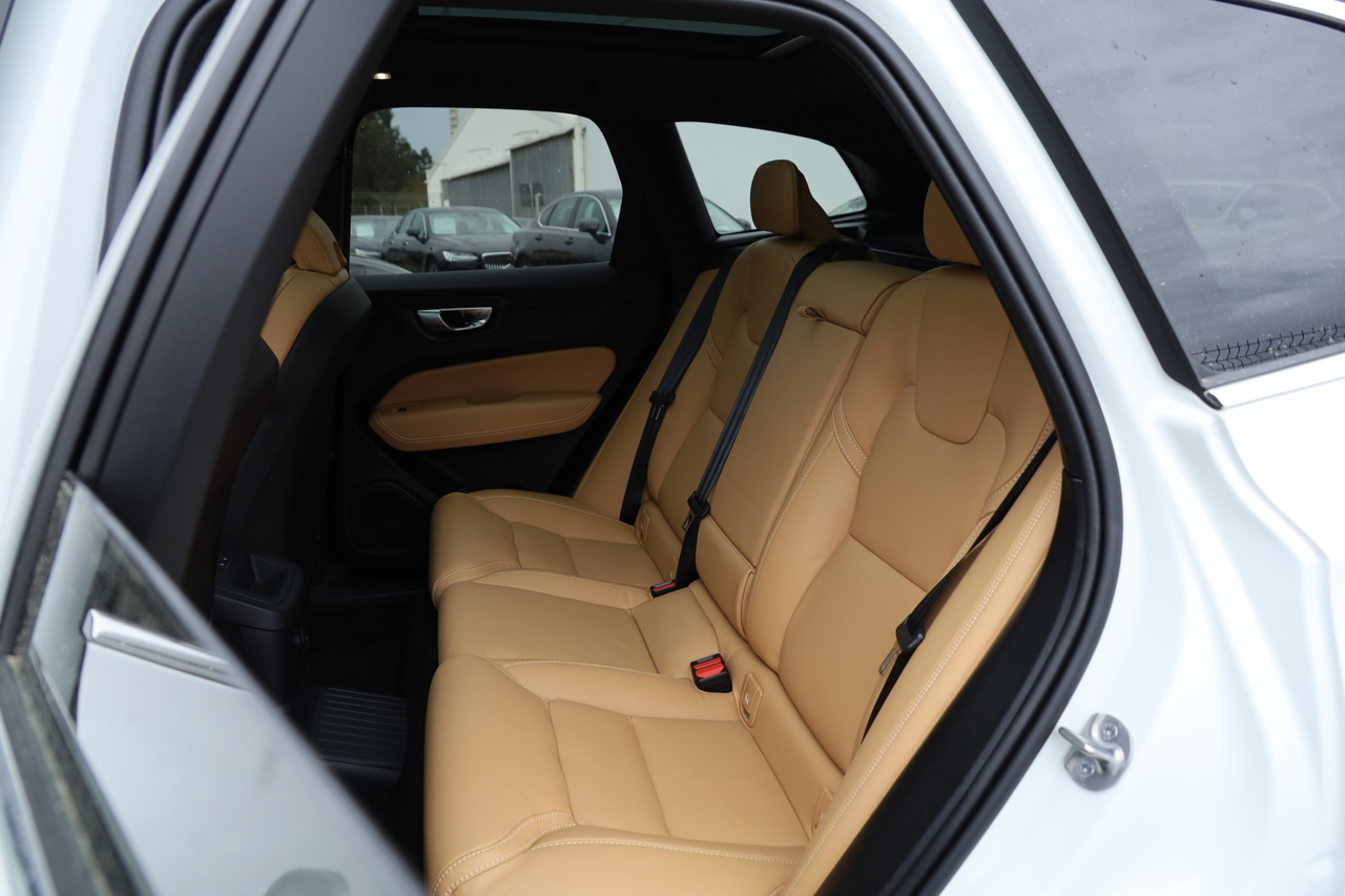 XC60 T6 Hibrido Plug-in Plus Bright