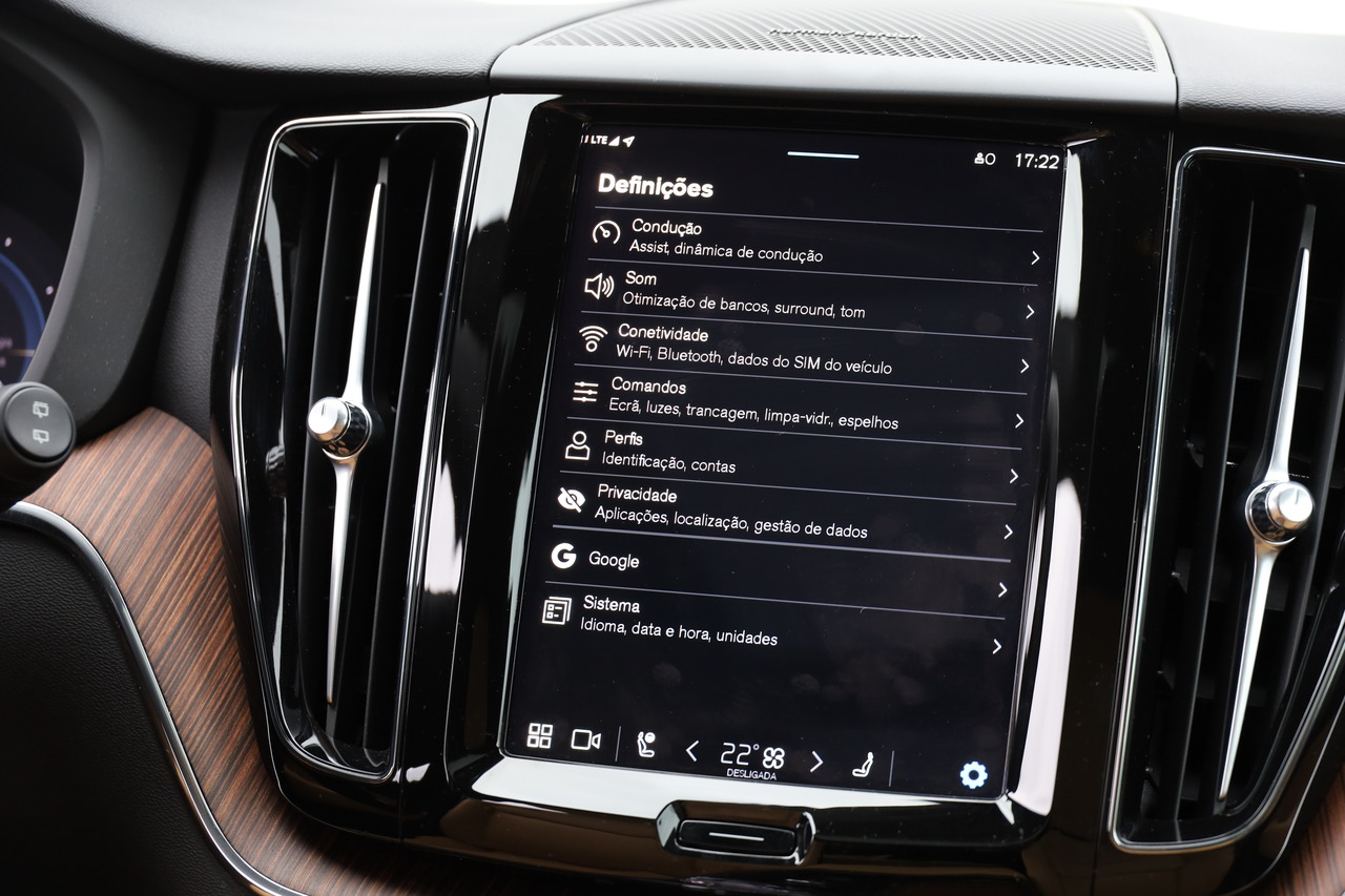 XC60 T6 Hibrido Plug-in Plus Bright