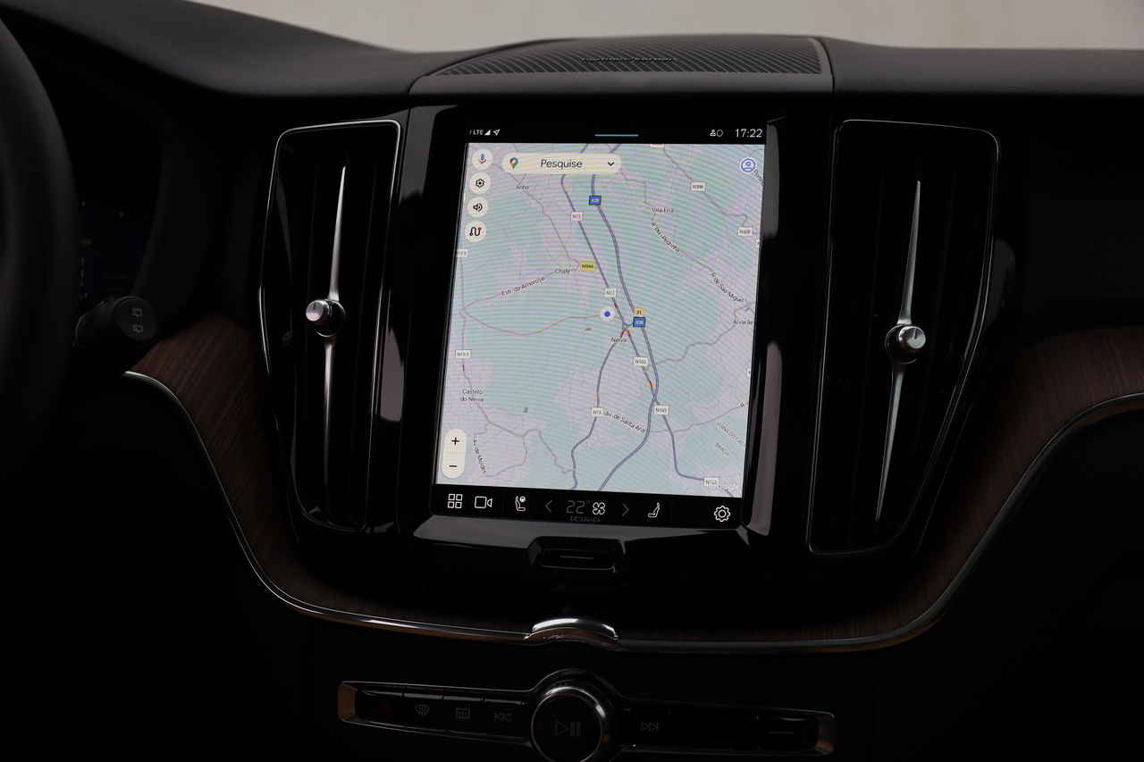 XC60 T6 Hibrido Plug-in Plus Bright