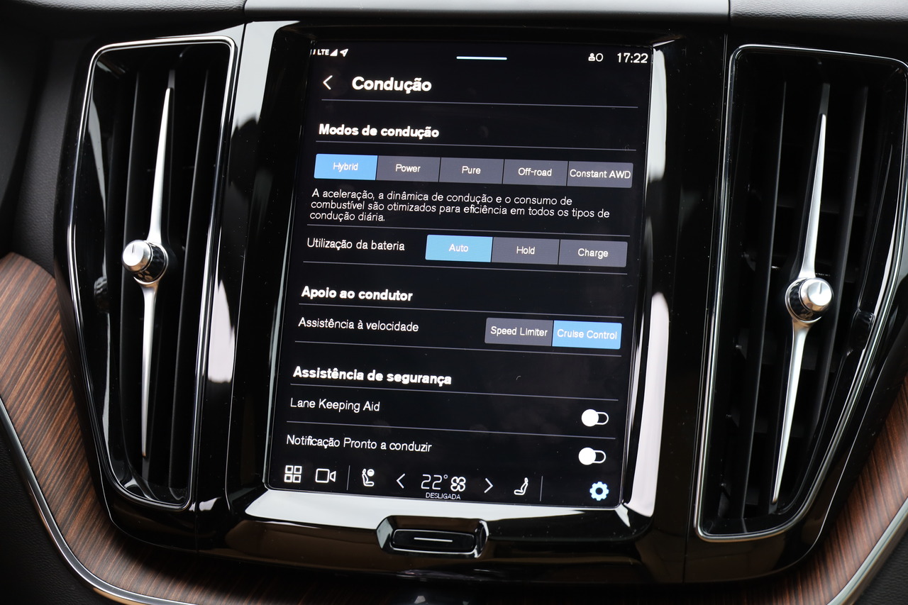 XC60 T6 Hibrido Plug-in Plus Bright