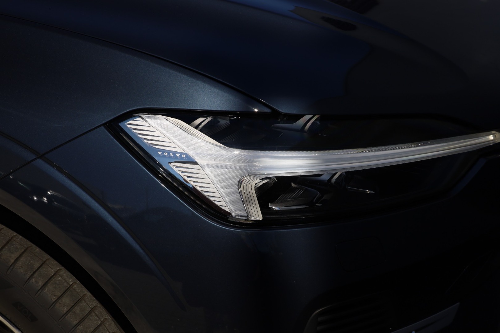 XC60 T6 Hibrido Plug-in Plus Bright