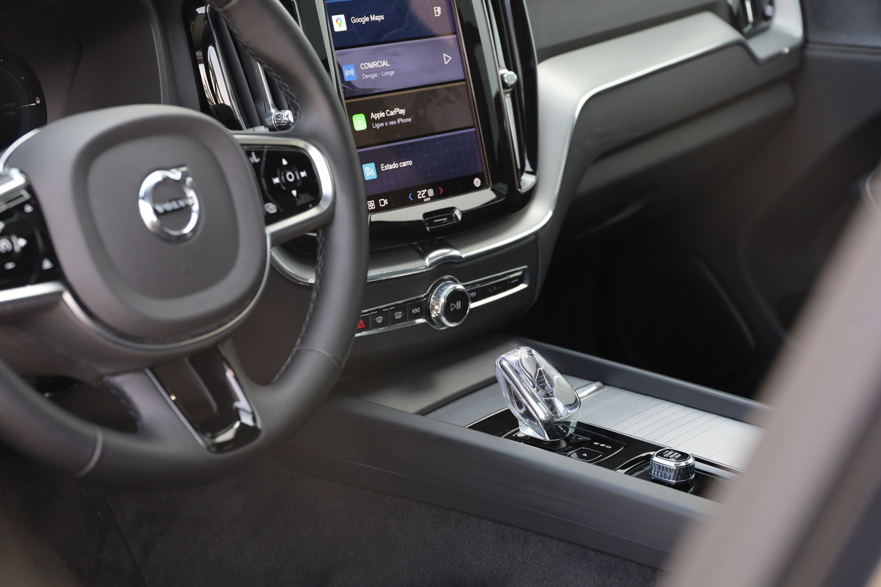 XC60 T6 Hibrido Plug-in Plus Bright