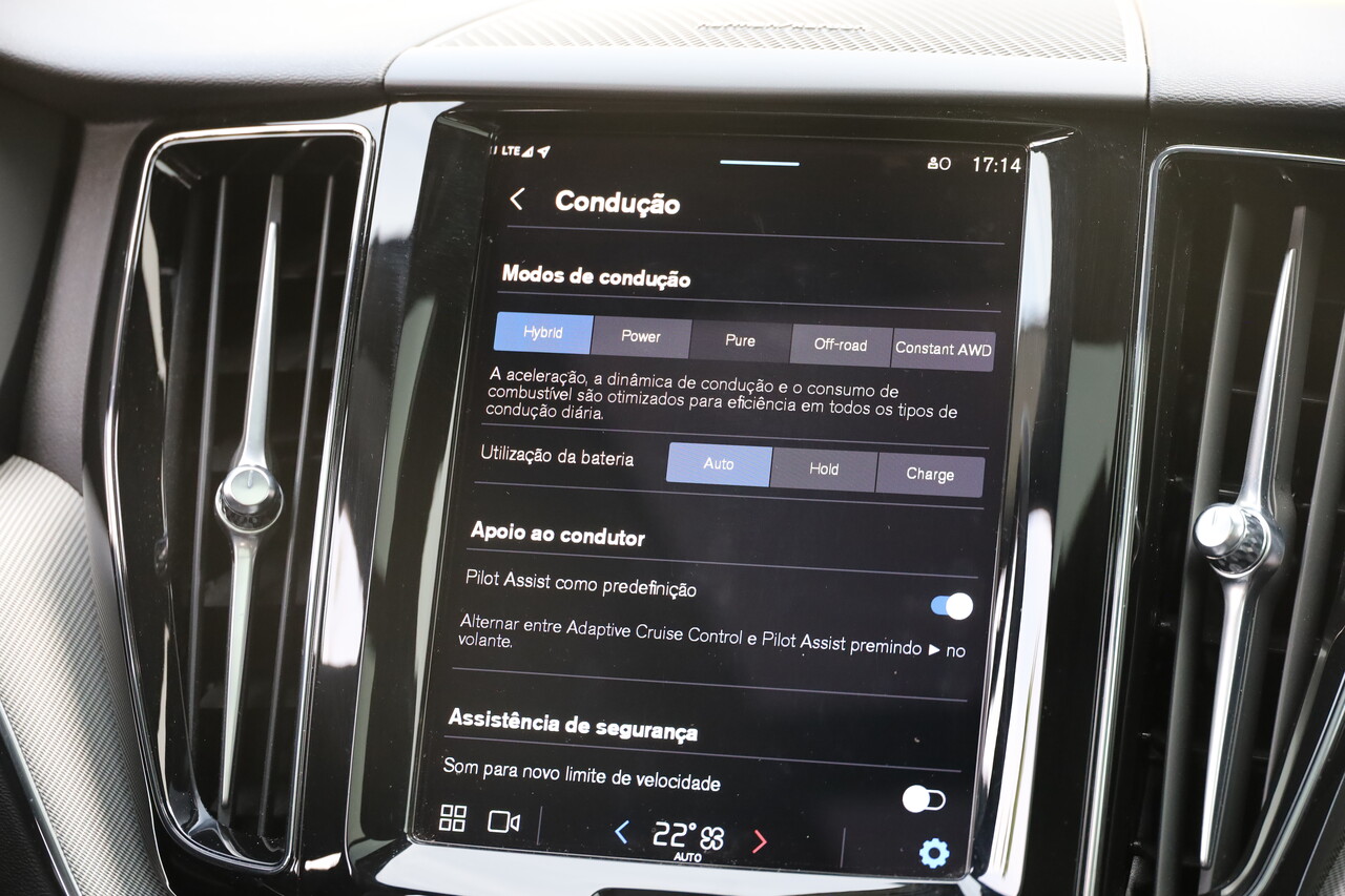 XC60 T6 Hibrido Plug-in Plus Bright