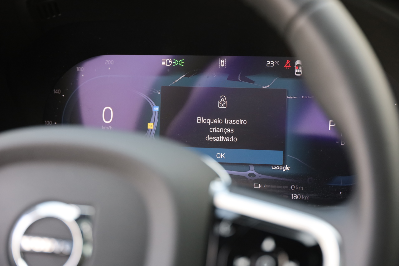 XC60 T6 Hibrido Plug-in Plus Bright