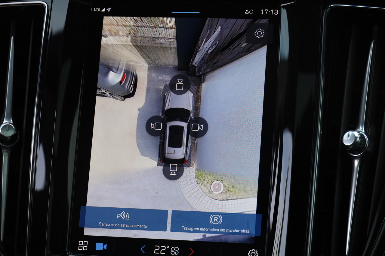 XC60 T6 Hibrido Plug-in Plus Bright