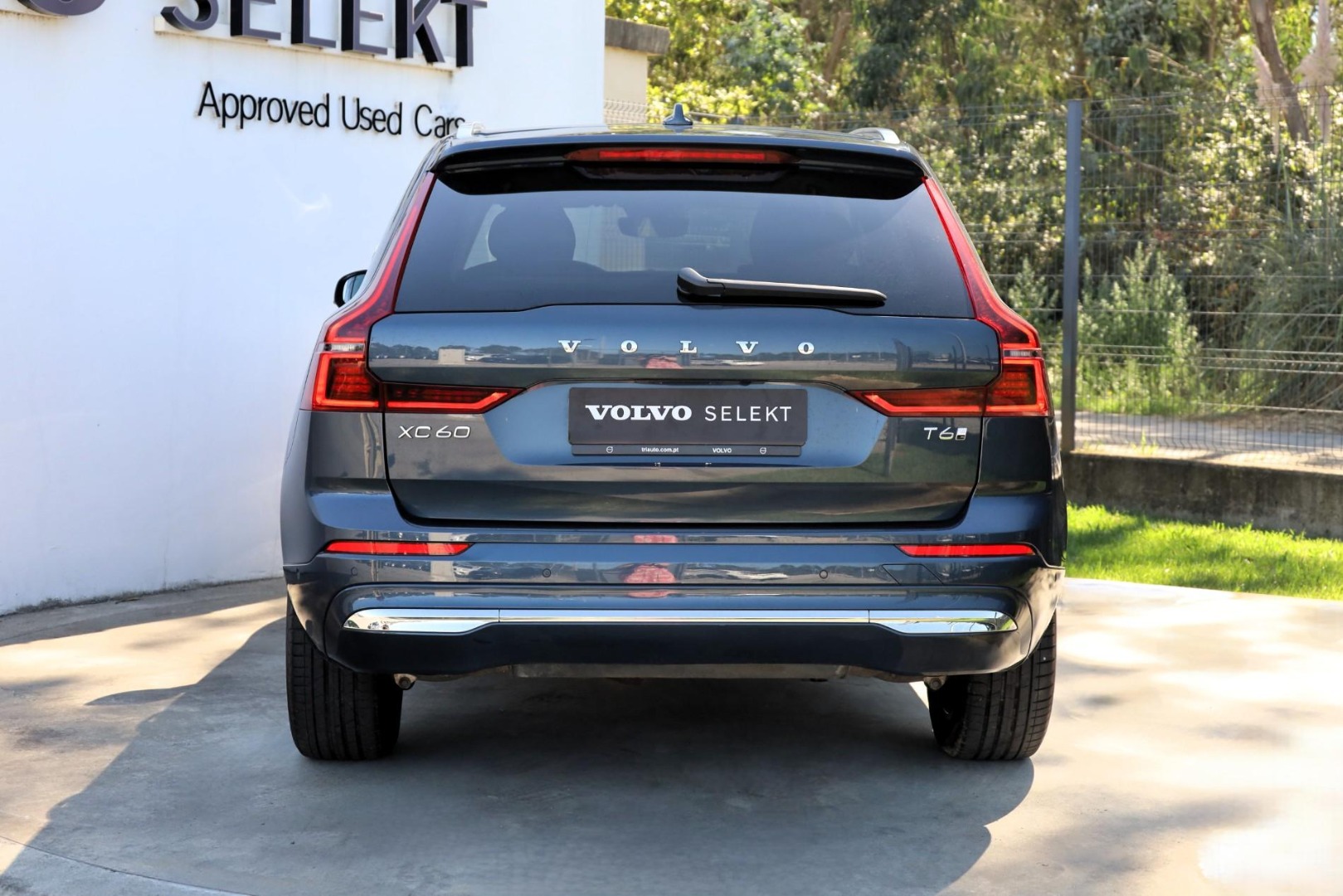 XC60 T6 Hibrido Plug-in Plus Bright