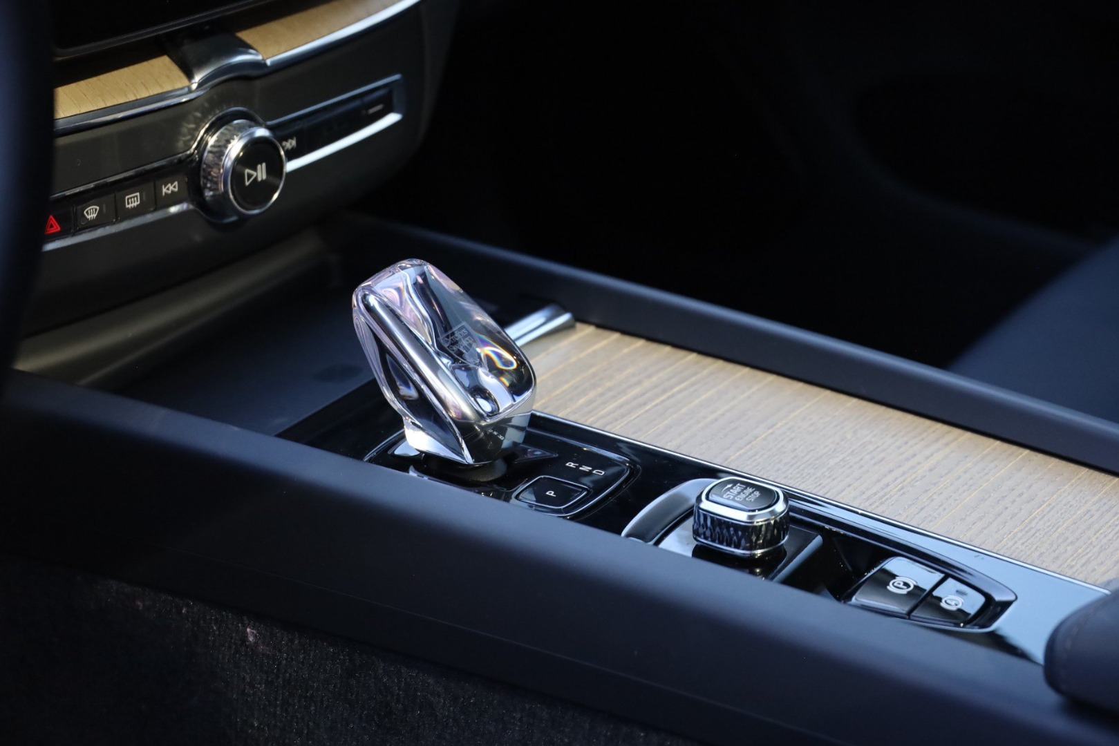 XC60 T6 Hibrido Plug-in Plus Bright