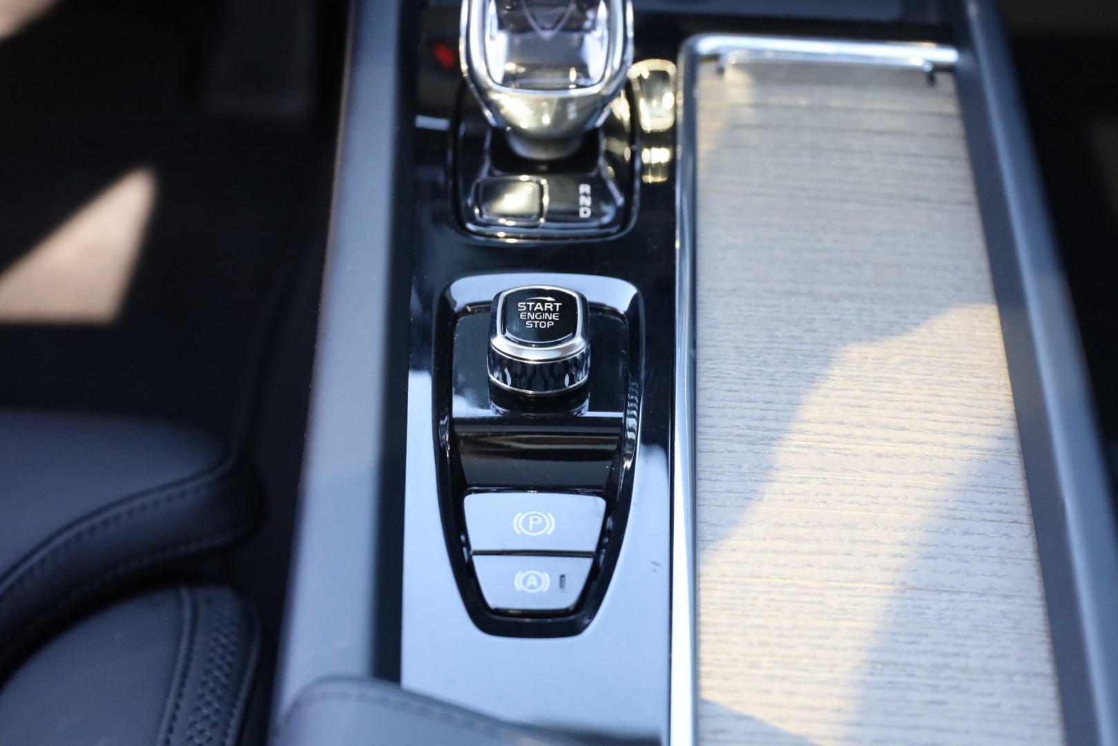 XC60 T6 Hibrido Plug-in Plus Bright