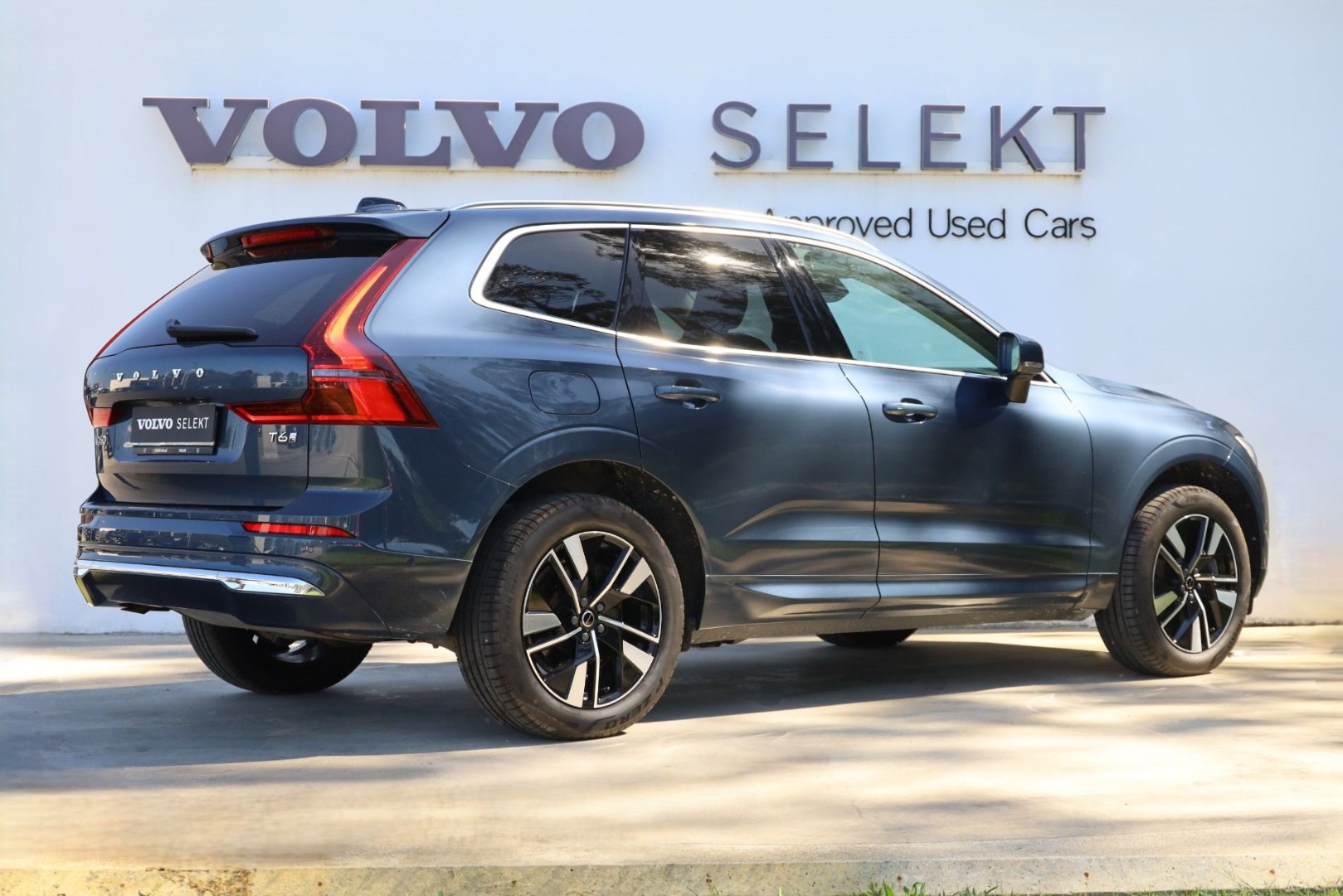 XC60 T6 Hibrido Plug-in Plus Bright