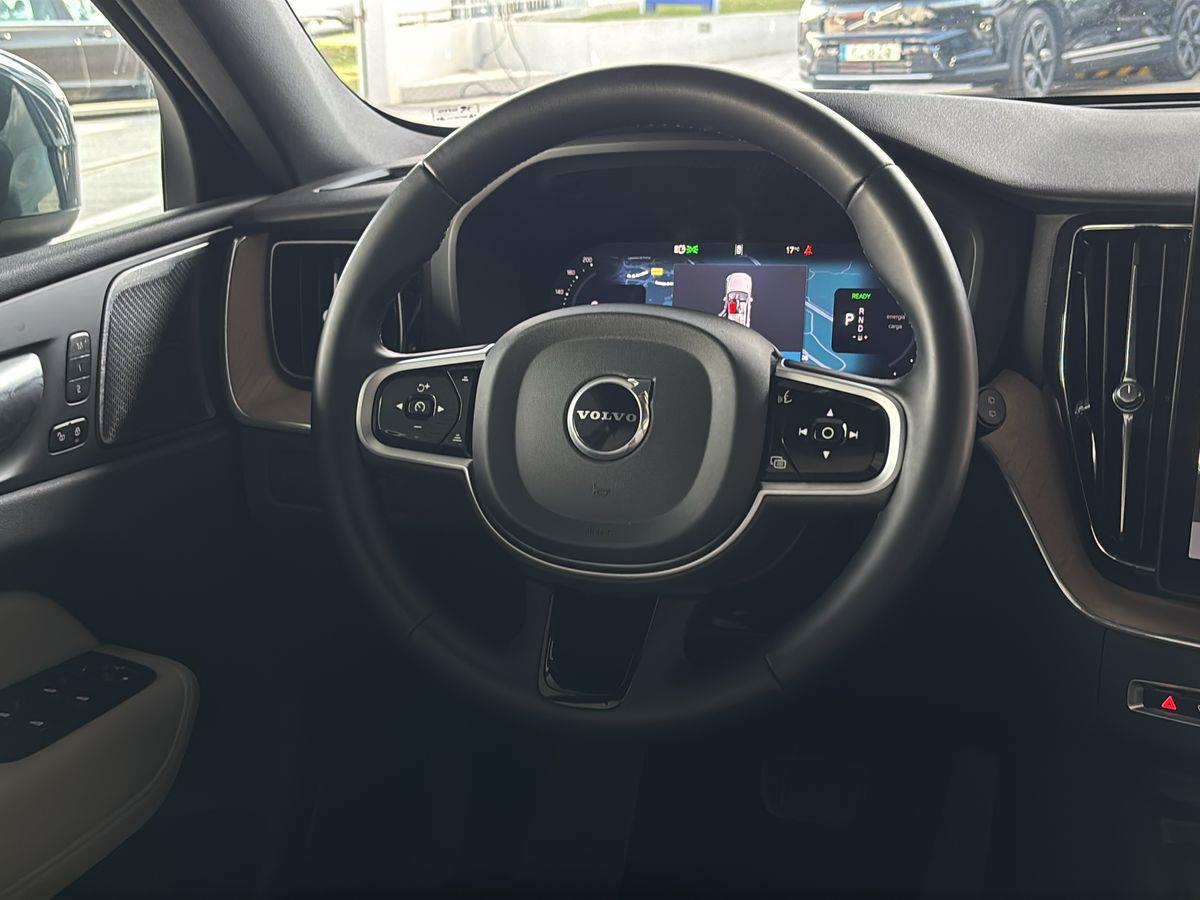 XC60 T6 Hibrido Plug-in Plus Bright