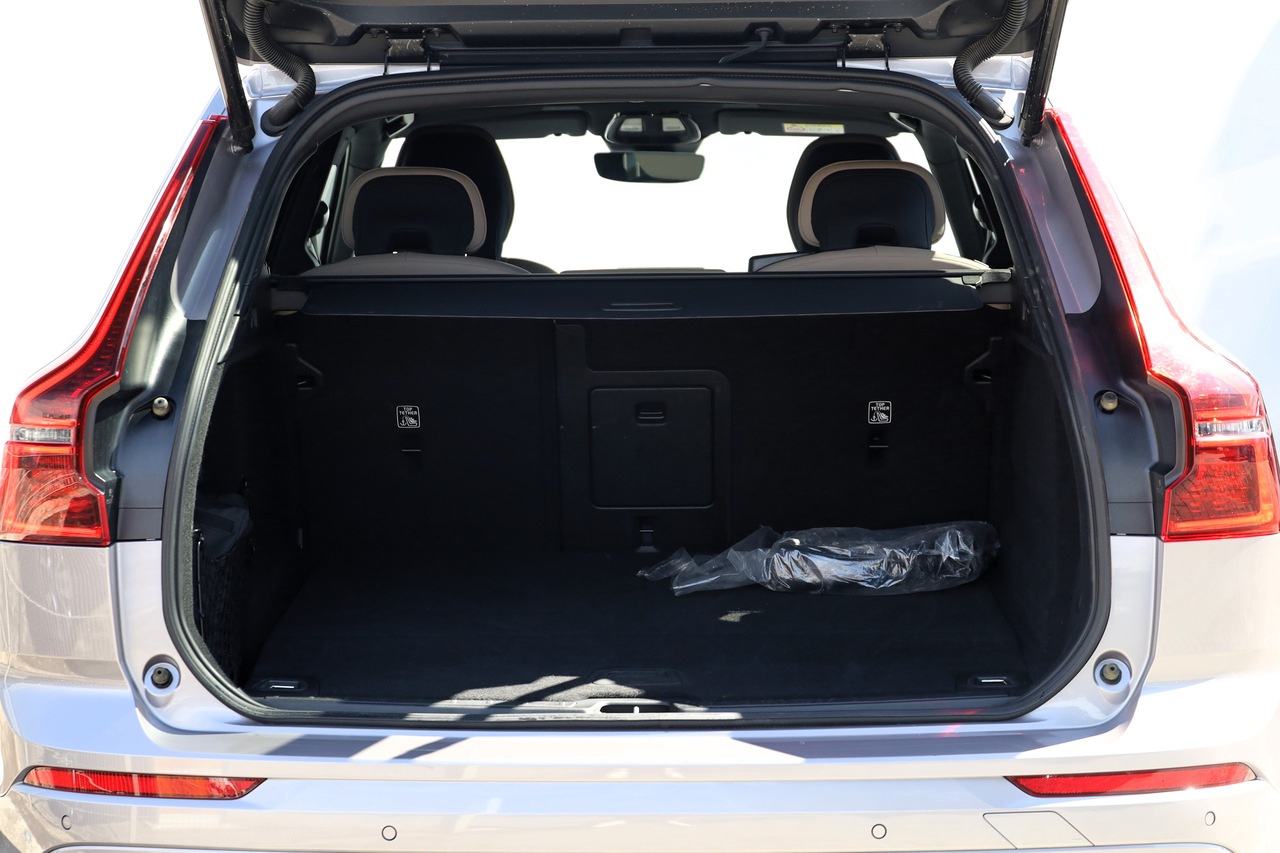 XC60 T6 Hibrido Plug-in Plus Bright