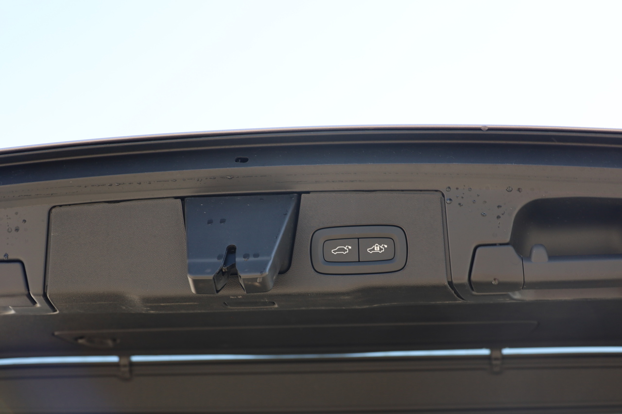 XC60 T6 Hibrido Plug-in Plus Bright