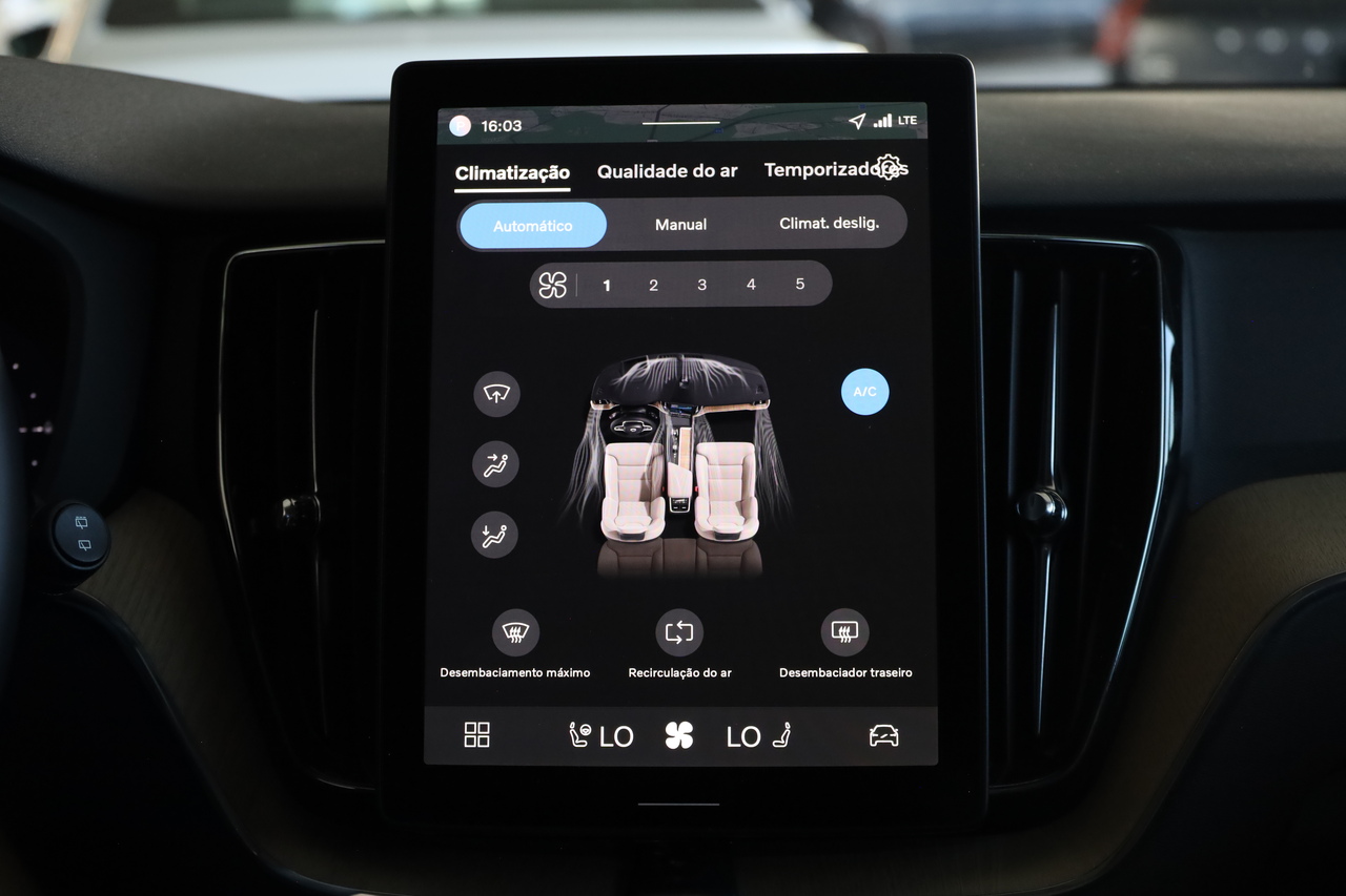 XC60 T6 Hibrido Plug-in Plus Bright