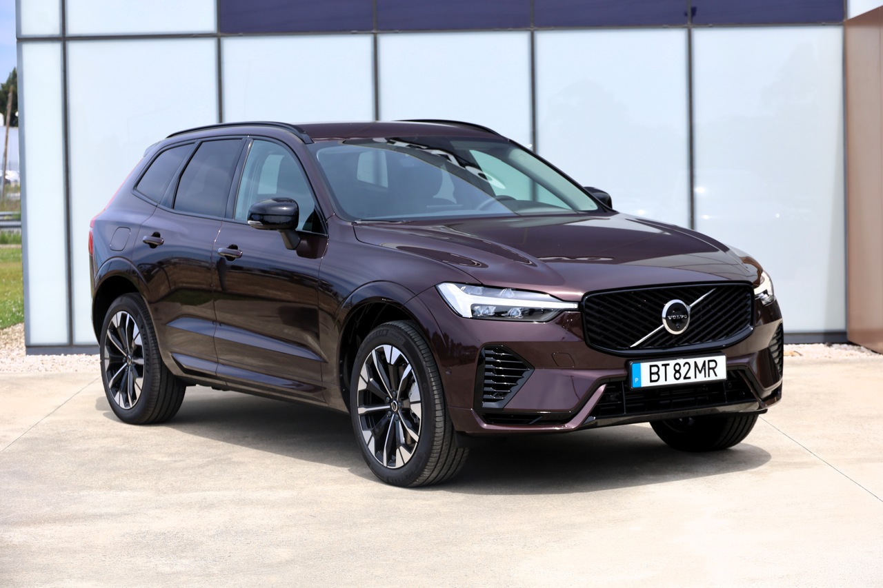 XC60 T6 Hibrido Plug-in Plus Dark