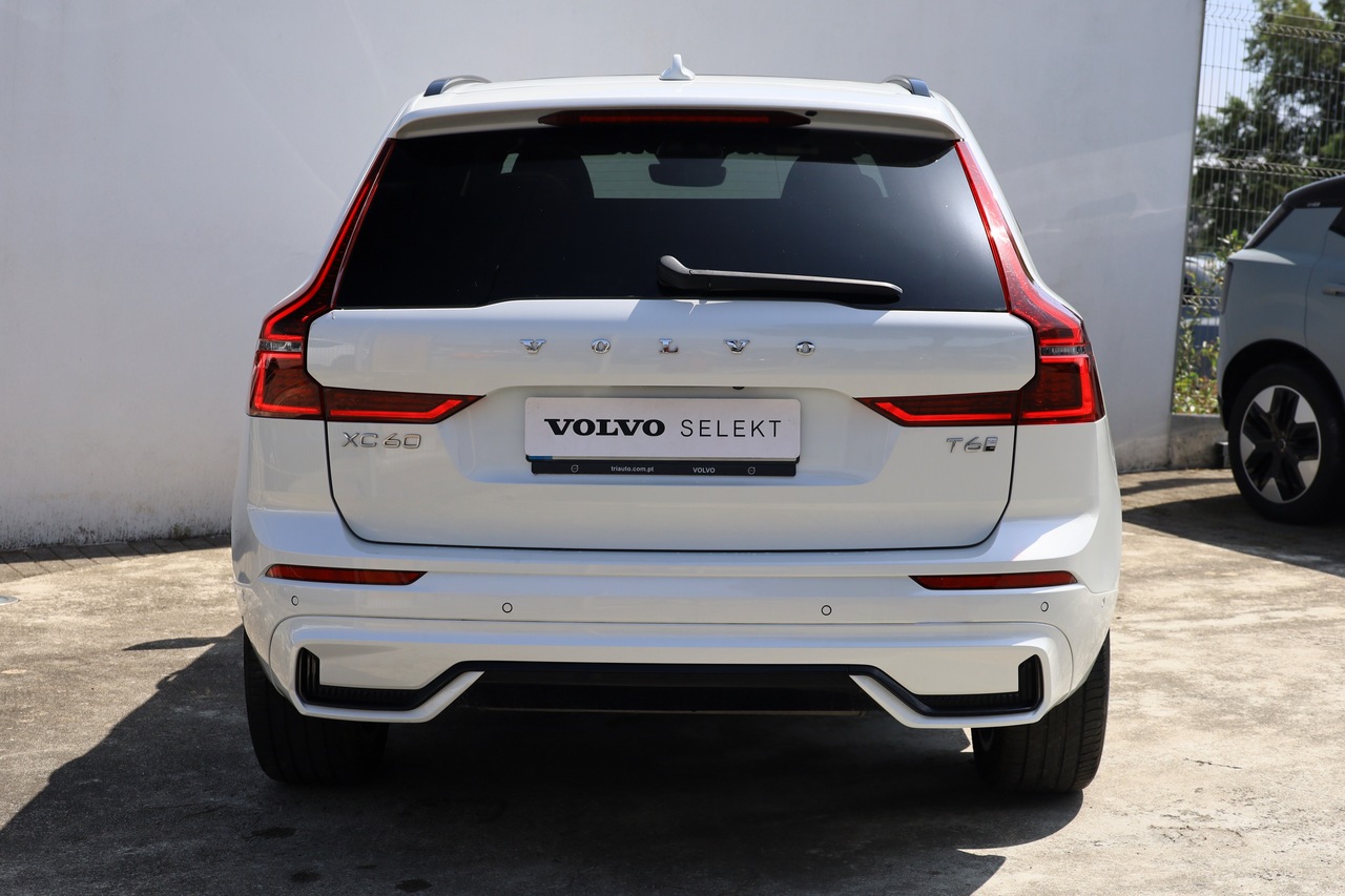 XC60 T6 Hibrido Plug-in Plus Dark