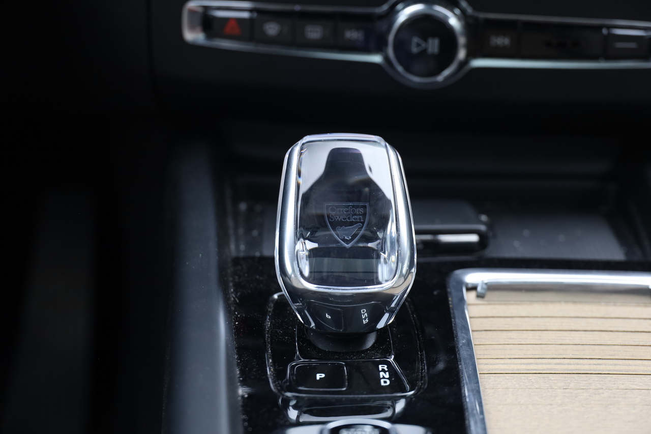 XC60 T6 Hibrido Plug-in Plus Dark