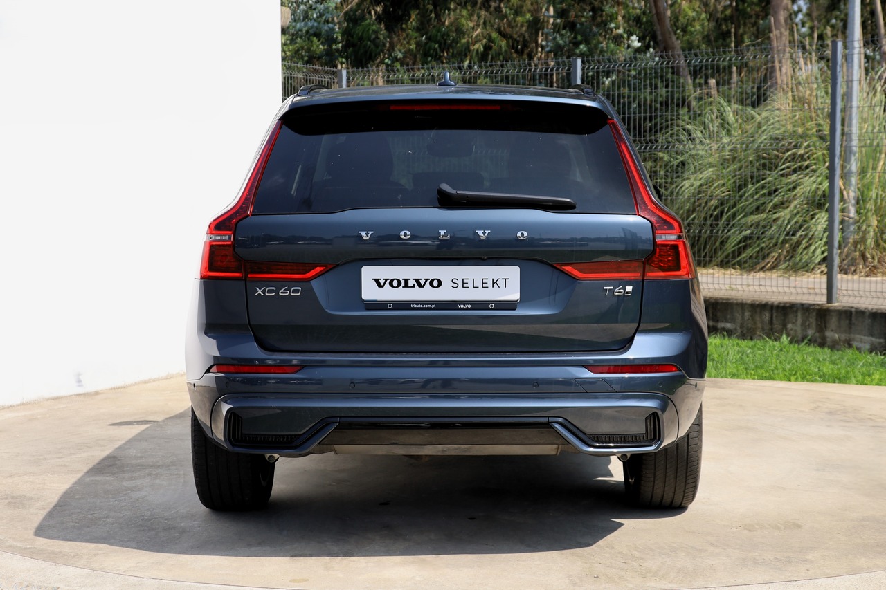 XC60 T6 Hibrido Plug-in Plus Dark