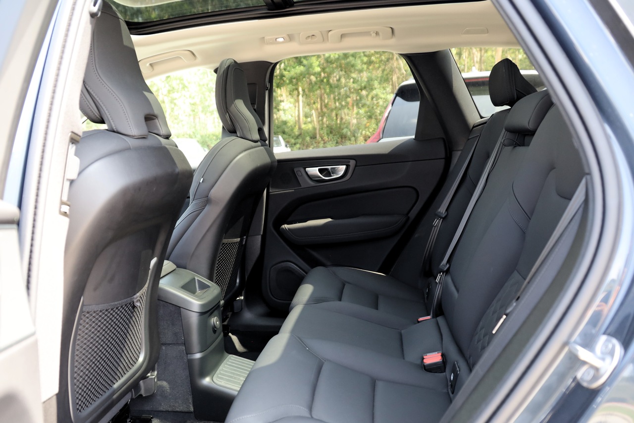 XC60 T6 Hibrido Plug-in Plus Dark
