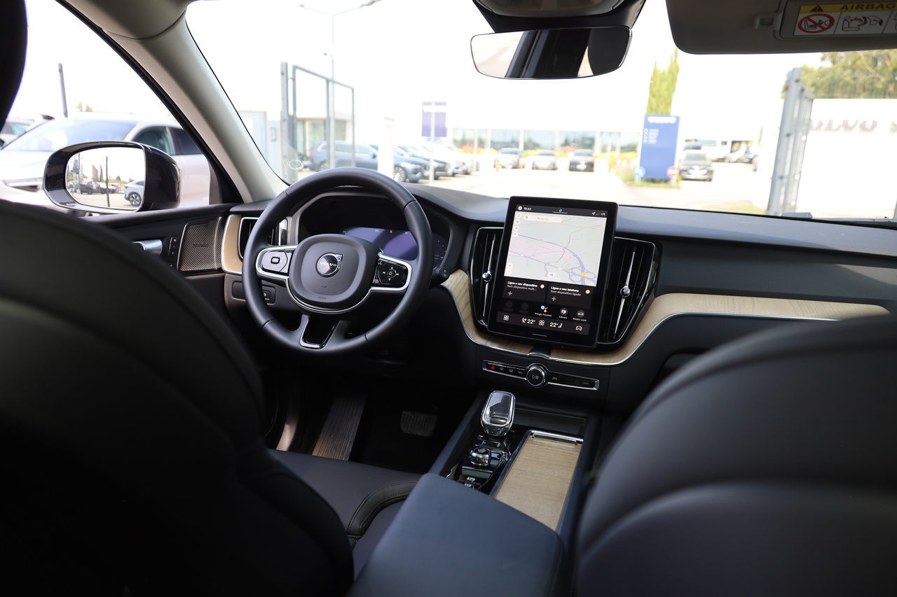 XC60 T6 Hibrido Plug-in Plus Dark