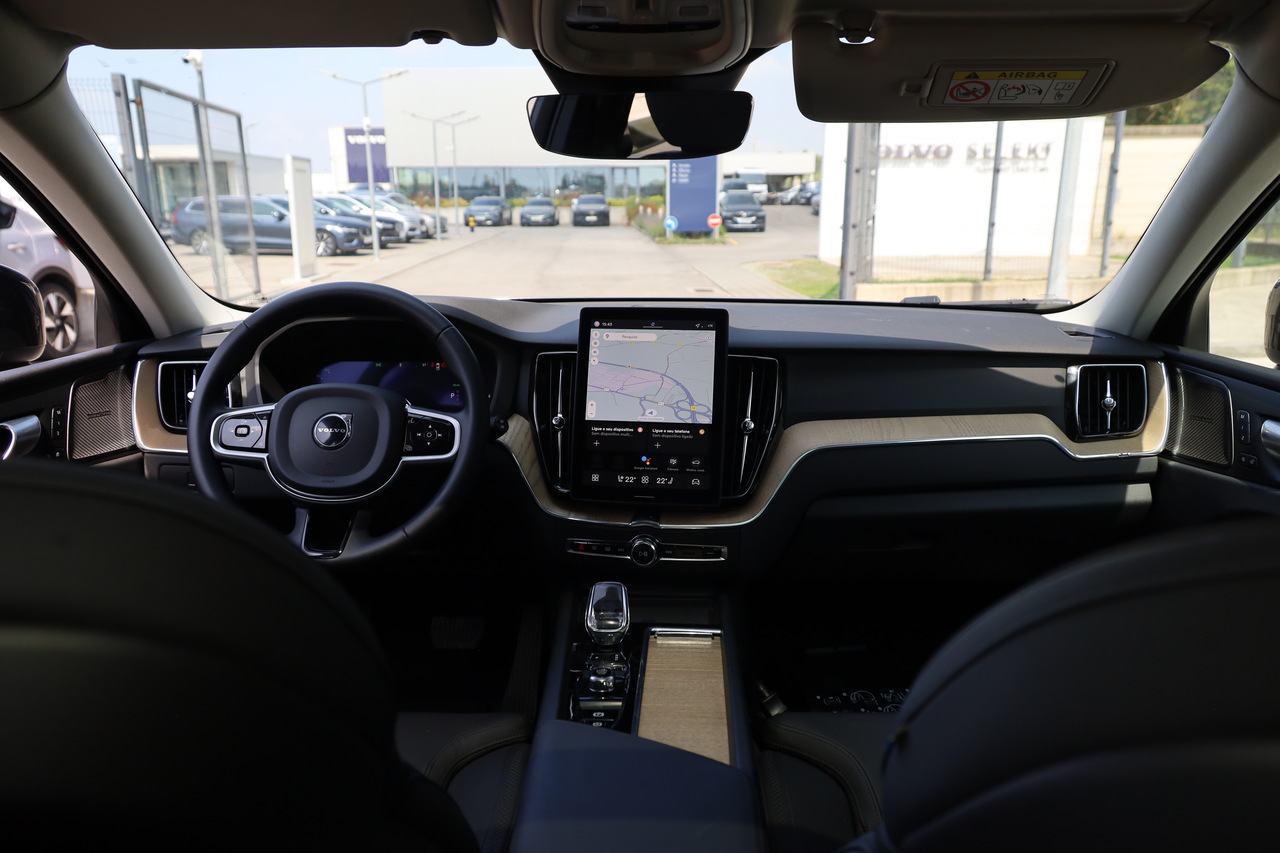 XC60 T6 Hibrido Plug-in Plus Dark