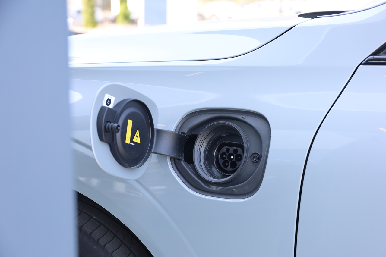 XC60 T6 Hibrido Plug-in Plus Dark