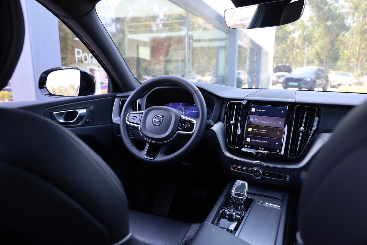 XC60 T6 Hibrido Plug-in Plus Dark