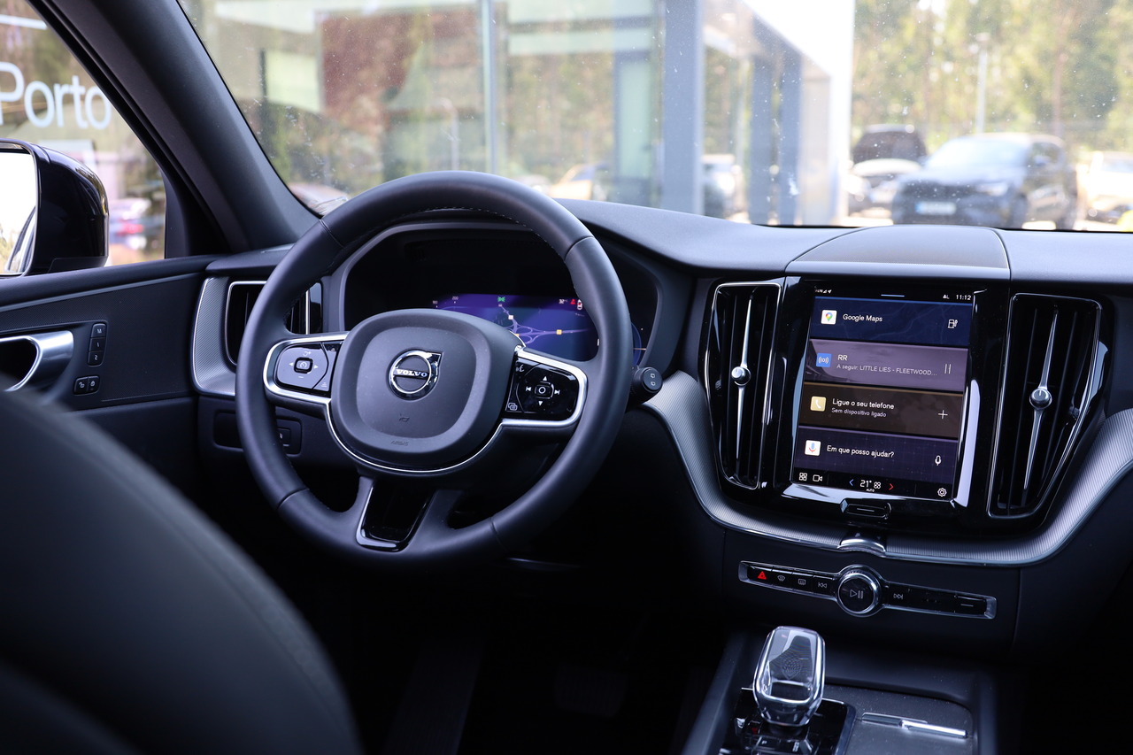 XC60 T6 Hibrido Plug-in Plus Dark