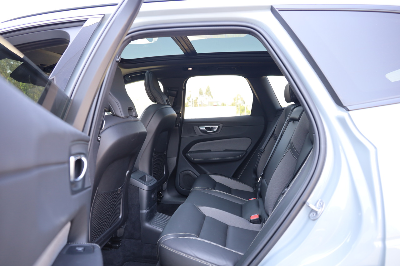 XC60 T6 Hibrido Plug-in Plus Dark