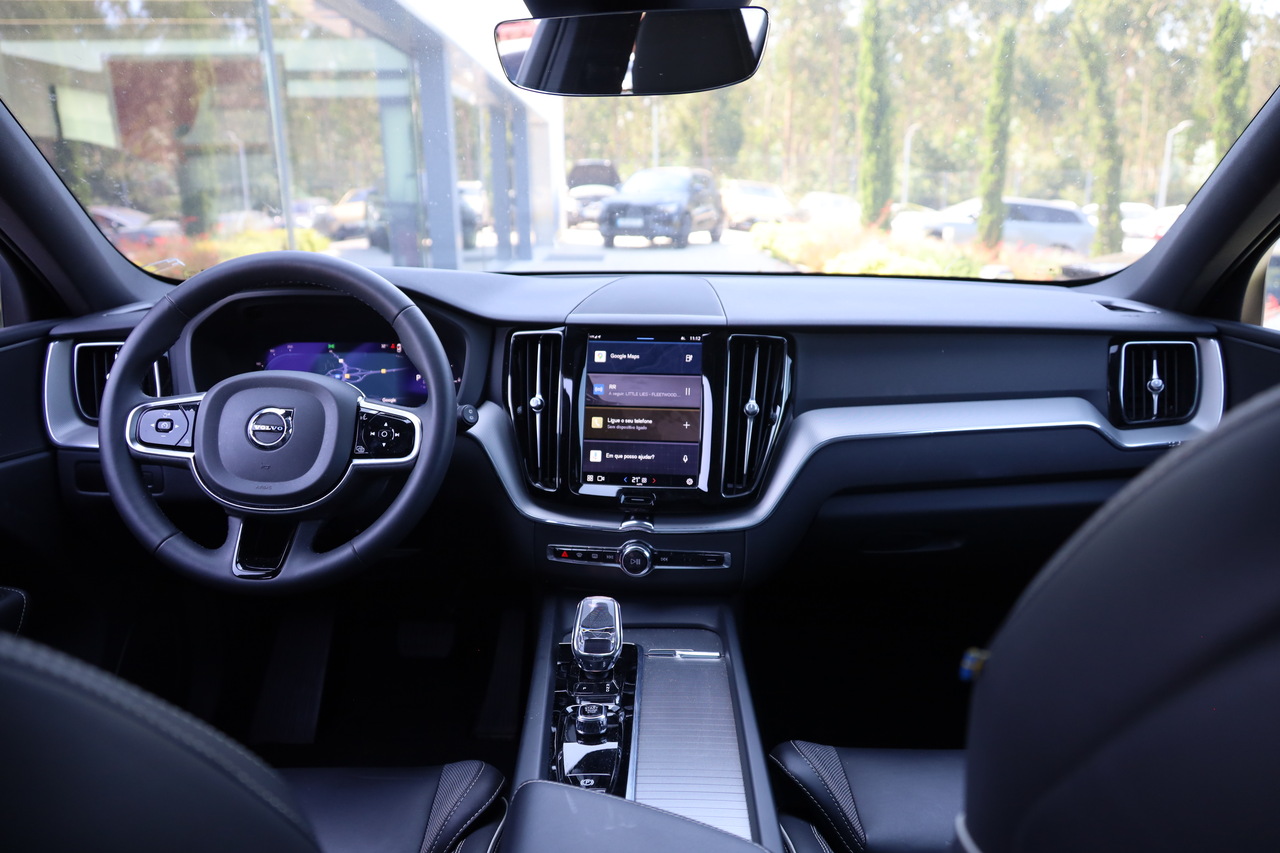 XC60 T6 Hibrido Plug-in Plus Dark