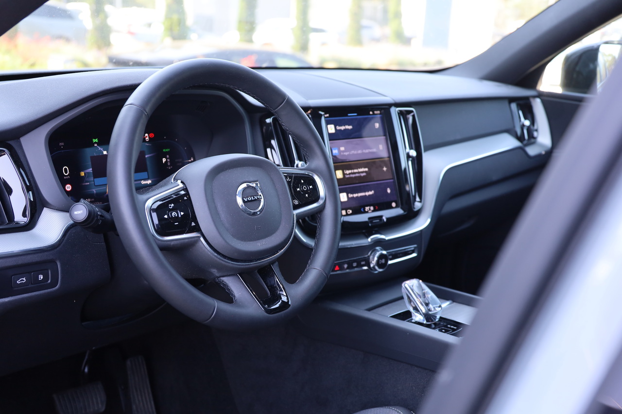 XC60 T6 Hibrido Plug-in Plus Dark