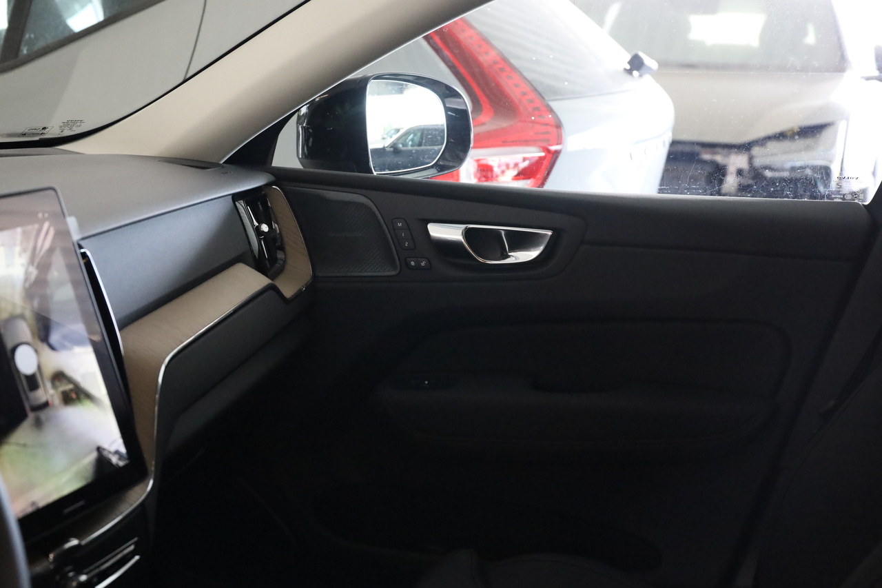 XC60 T6 Hibrido Plug-in Plus Dark