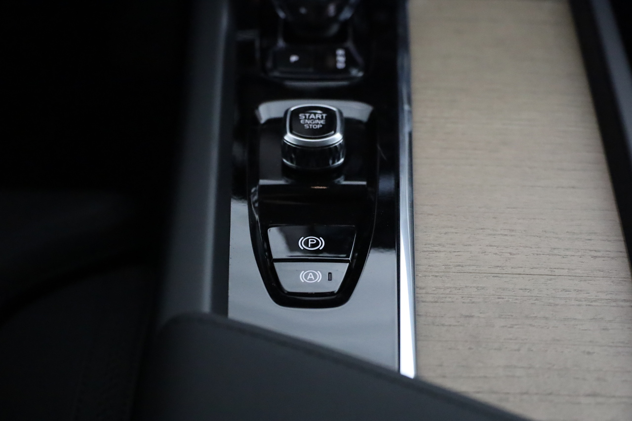 XC60 T6 Hibrido Plug-in Plus Dark