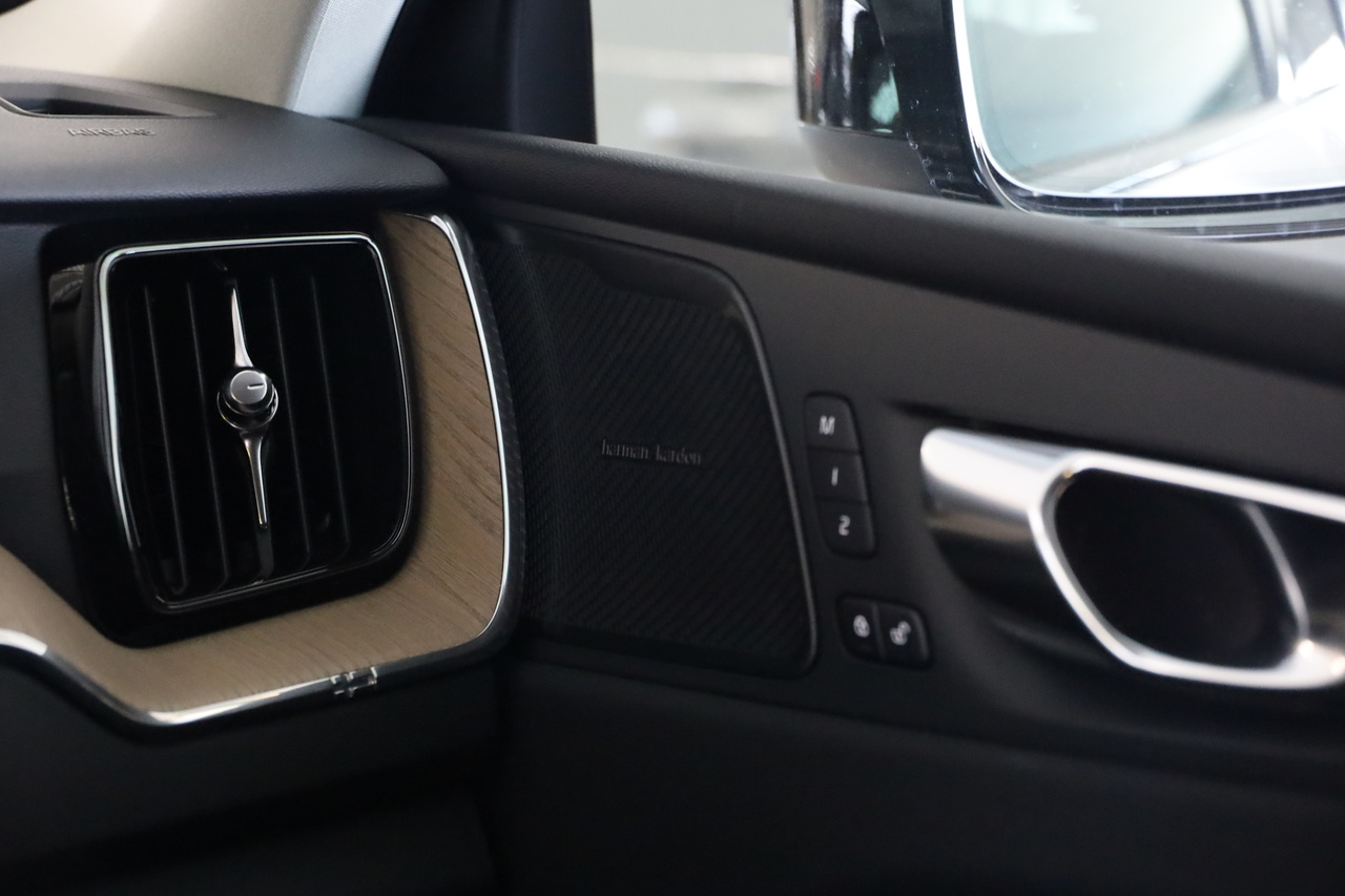 XC60 T6 Hibrido Plug-in Plus Dark
