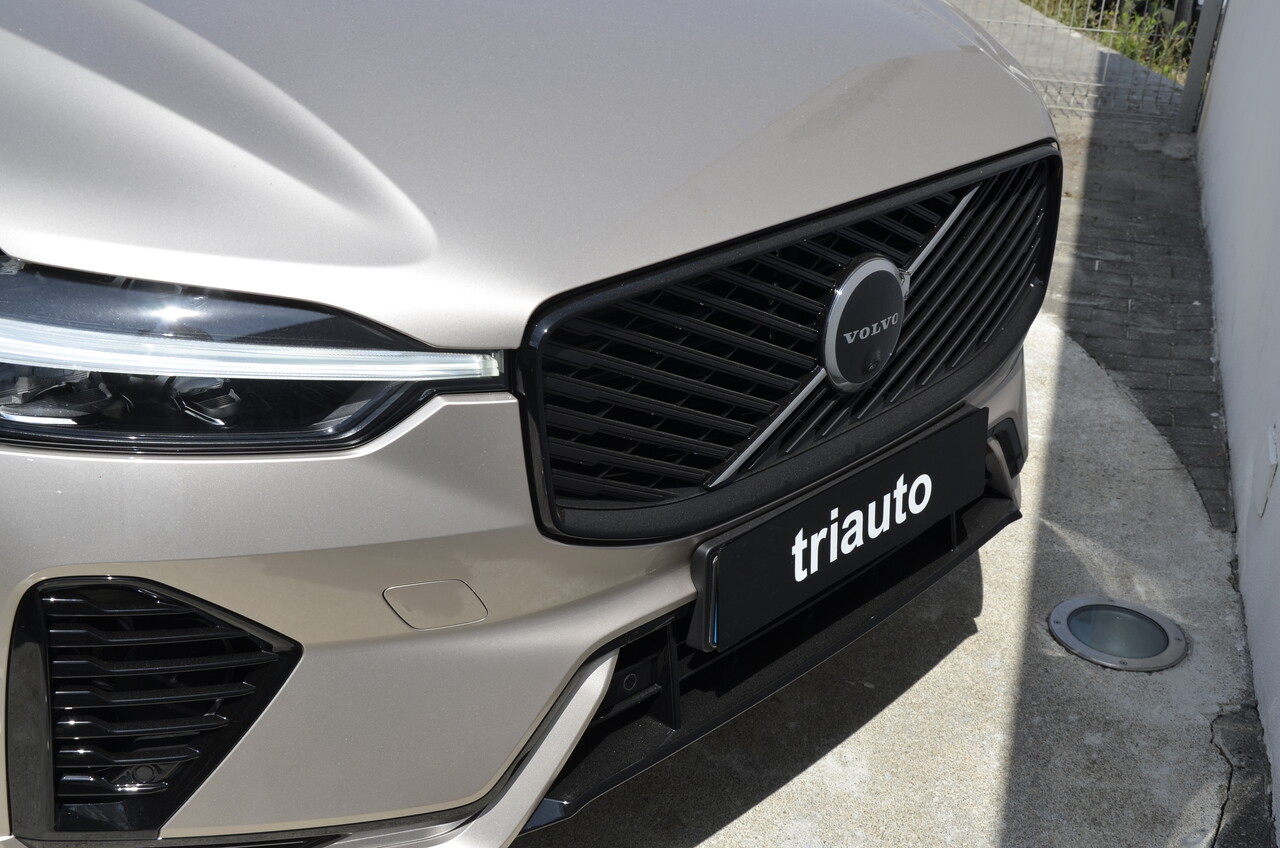 XC60 T6 Hibrido Plug-in Plus Dark