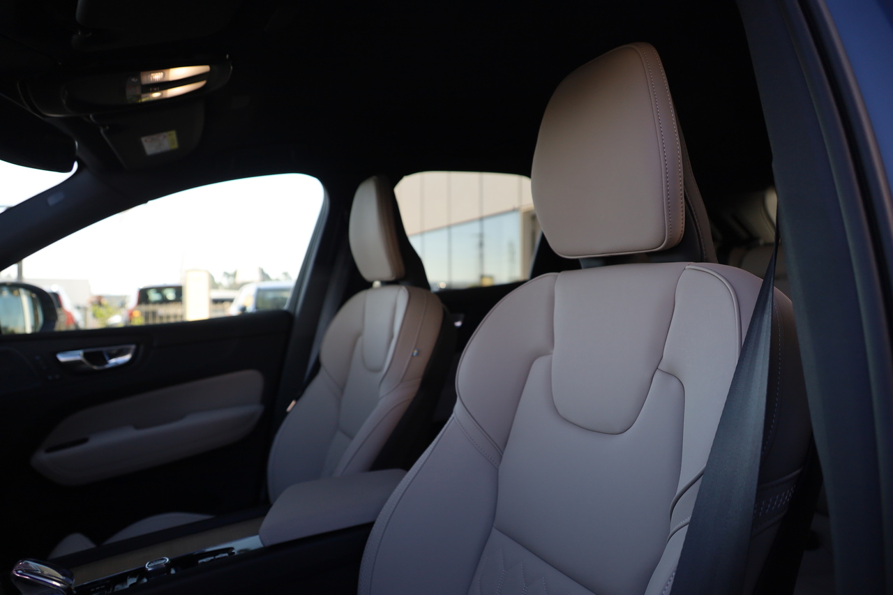 XC60 T6 Hibrido Plug-in Plus Dark 