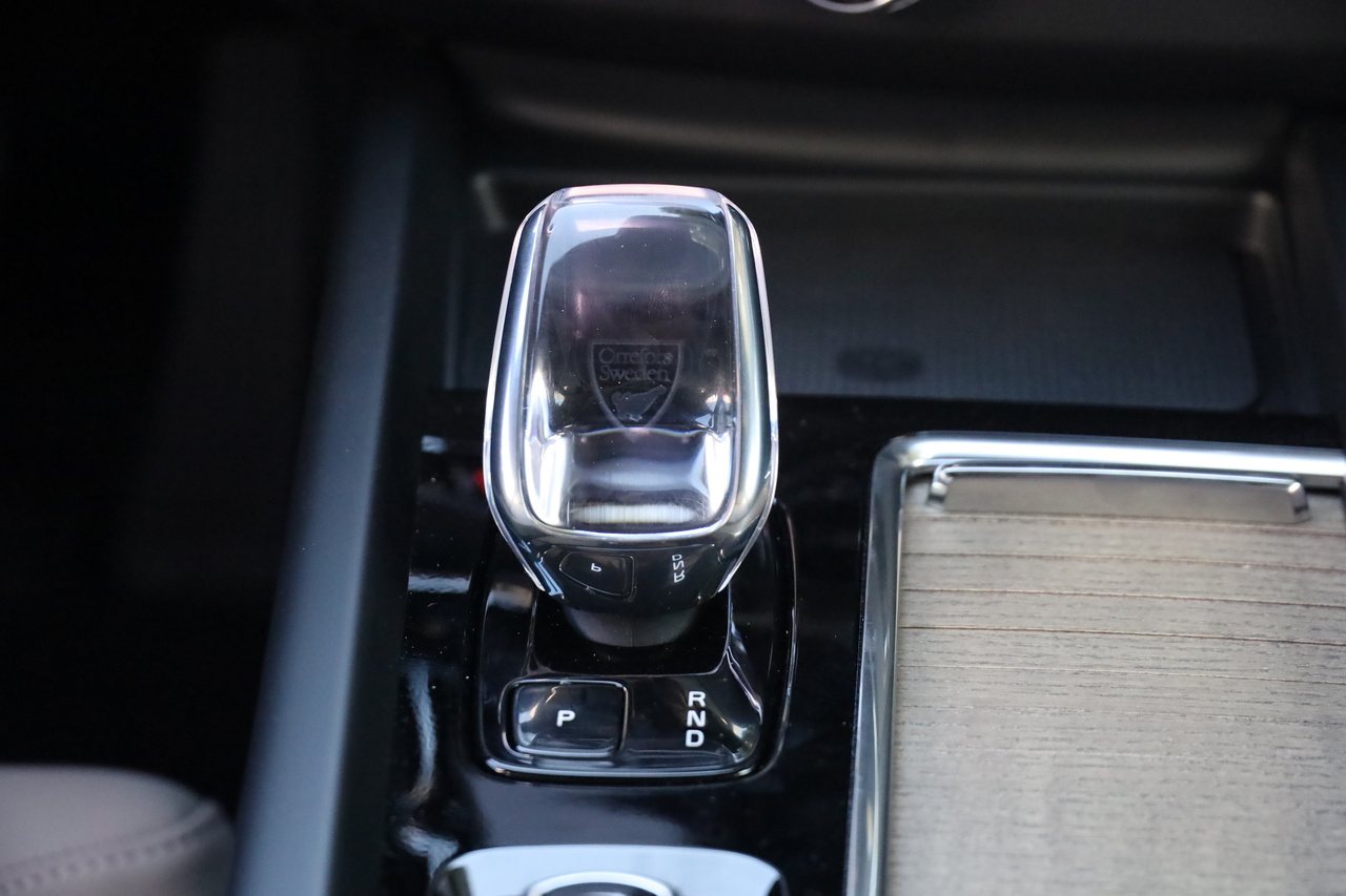 XC60 T6 Hibrido Plug-in Plus Dark 