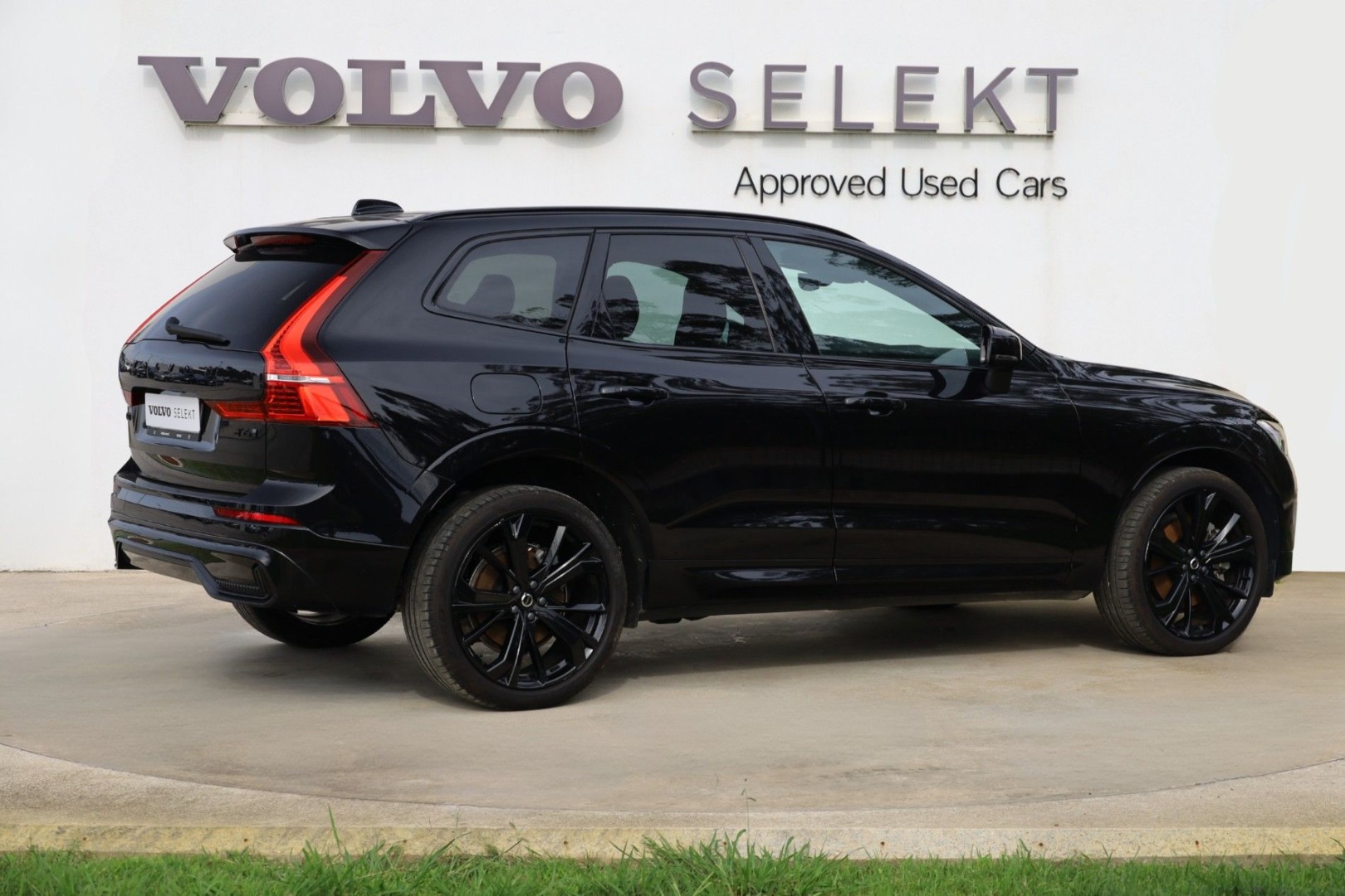 XC60 T6 Hibrido Plug-in Plus Dark Black Edition Geart.