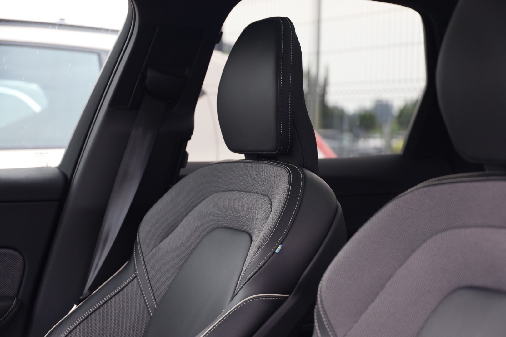 XC60 T6 Hibrido Plug-in Plus Dark Black Edition Geart.