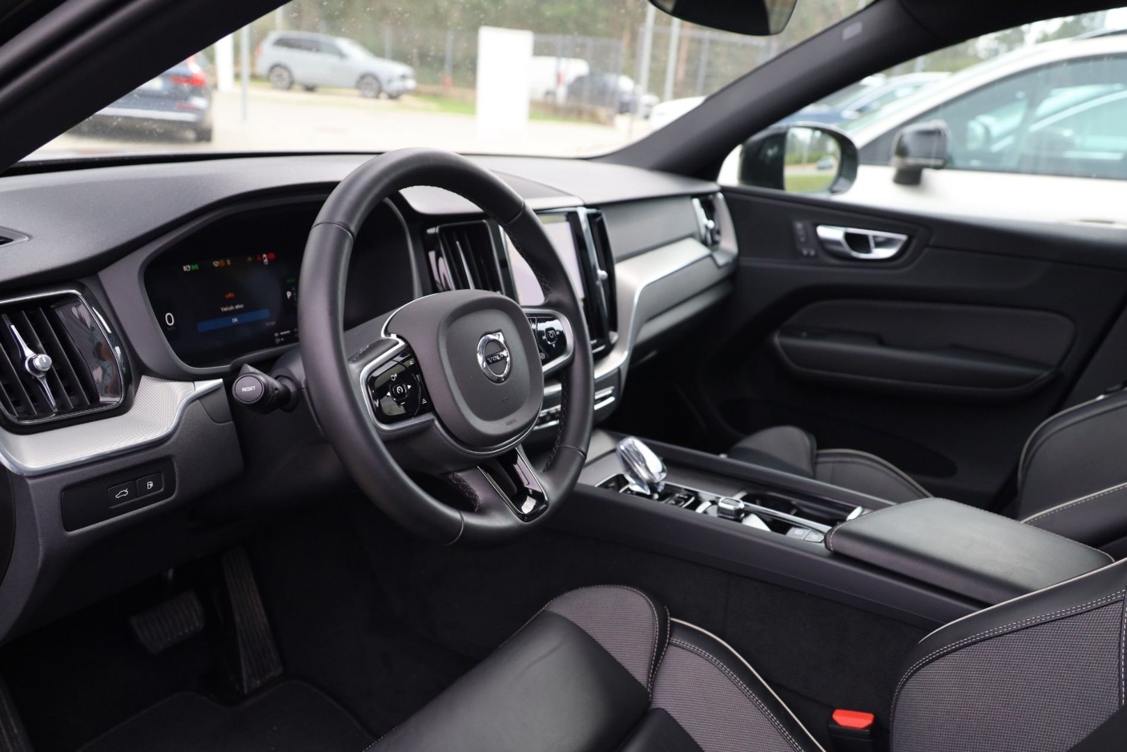 XC60 T6 Hibrido Plug-in Plus Dark Black Edition Geart.