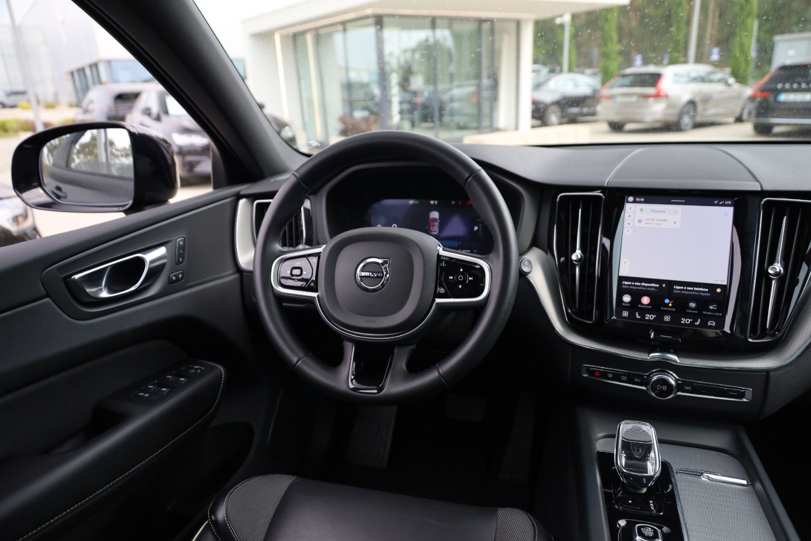 XC60 T6 Hibrido Plug-in Plus Dark Black Edition Geart.