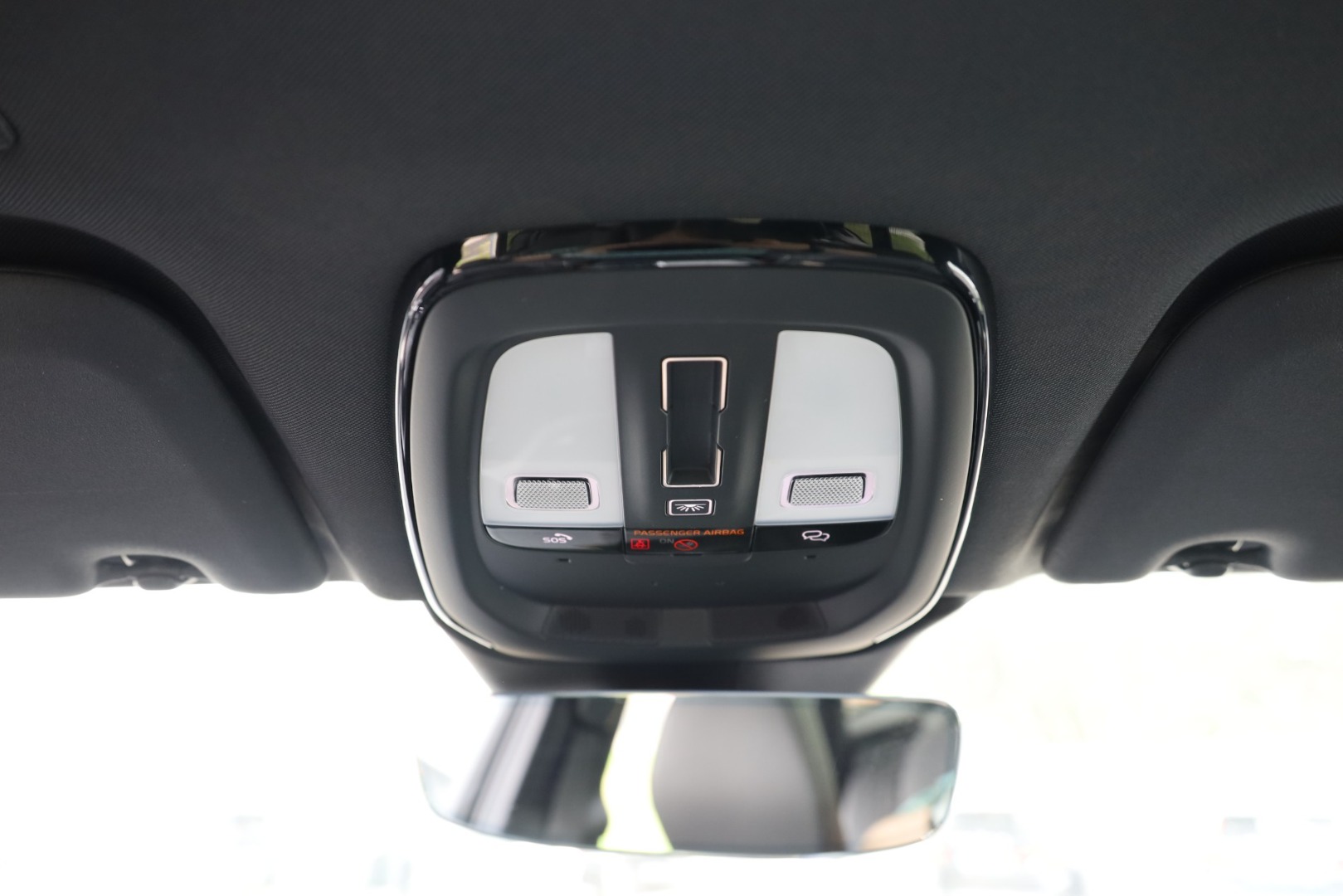 XC60 T6 Hibrido Plug-in Plus Dark Black Edition Geart.